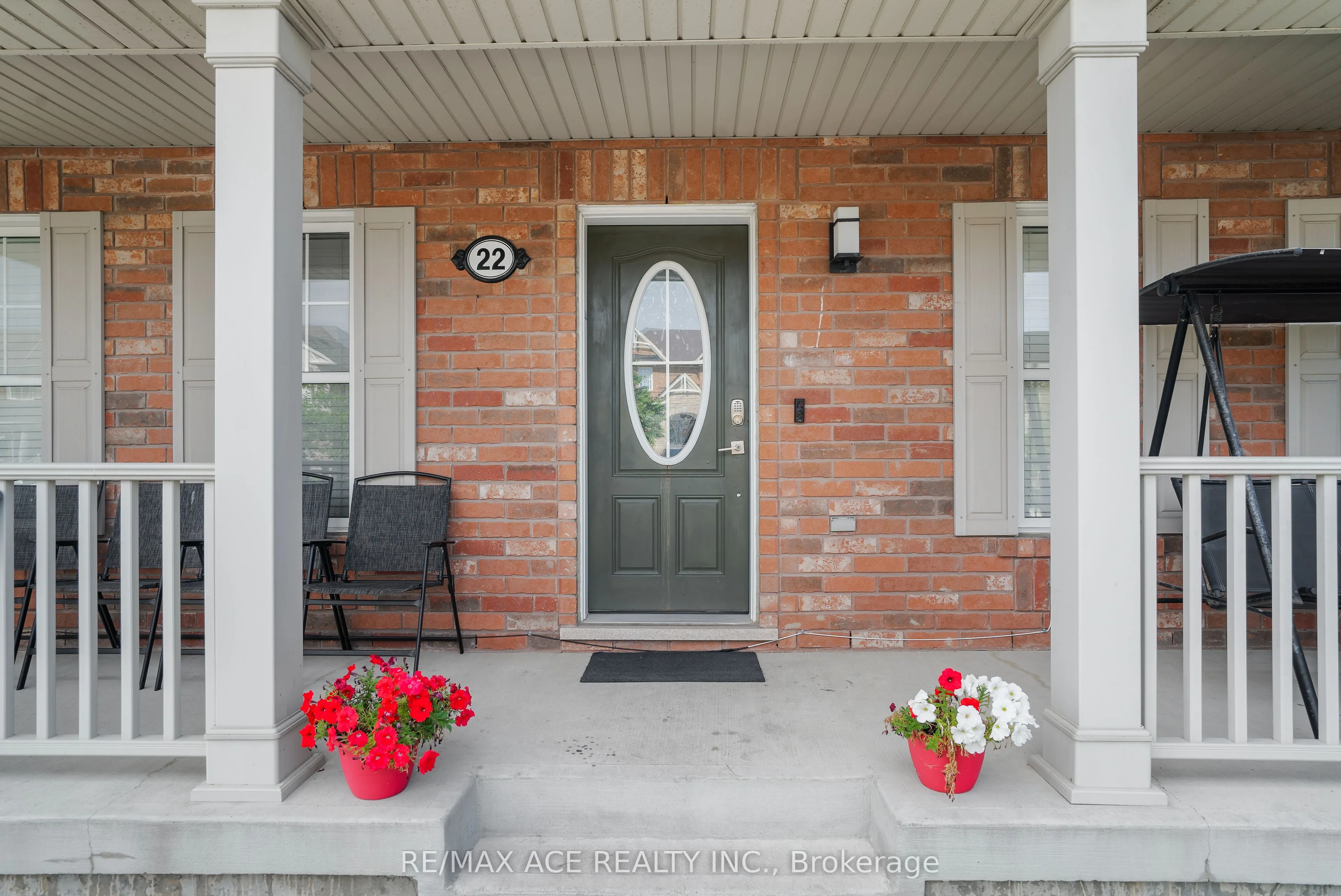 22 Apple Valley Way
