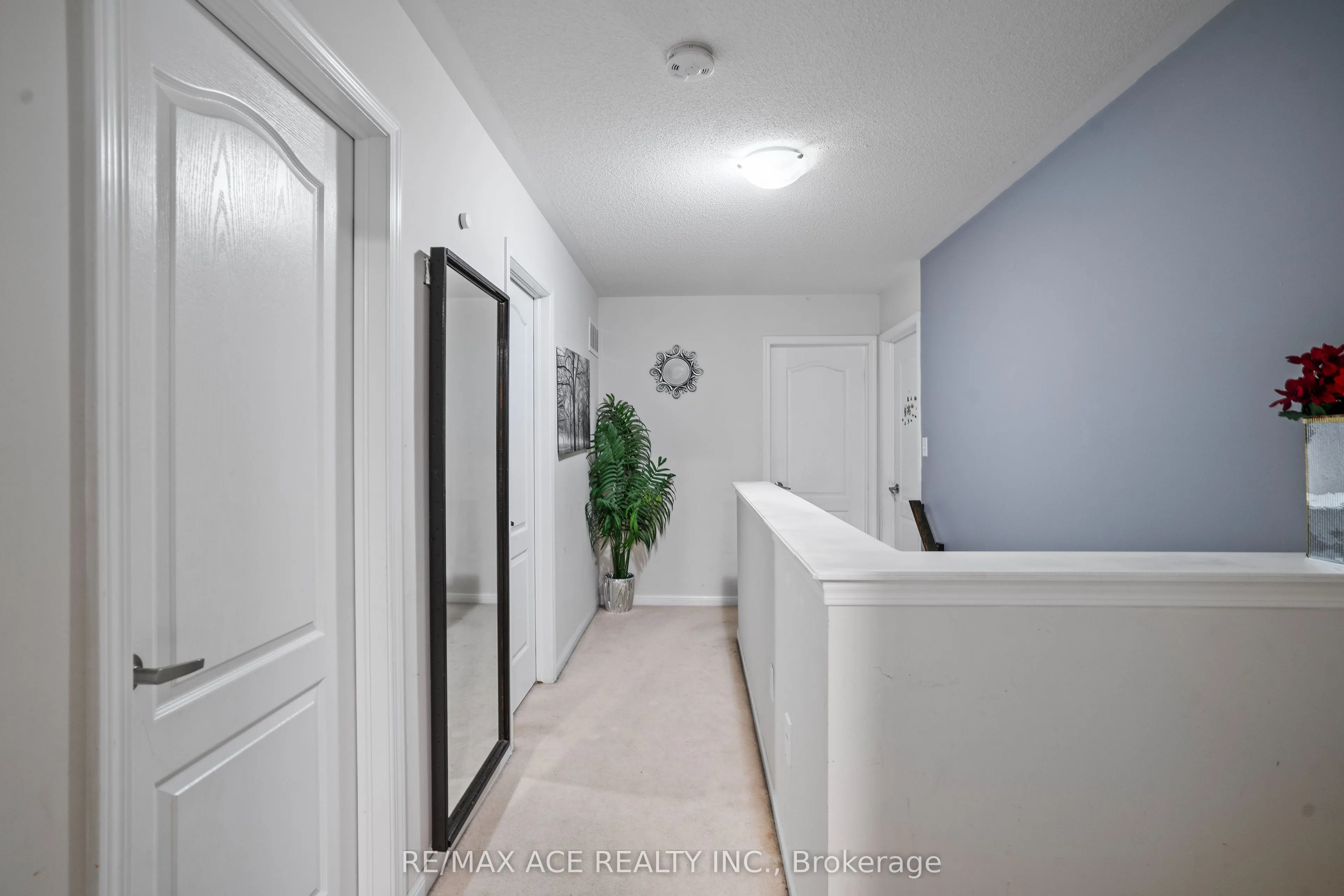 22 Apple Valley Way