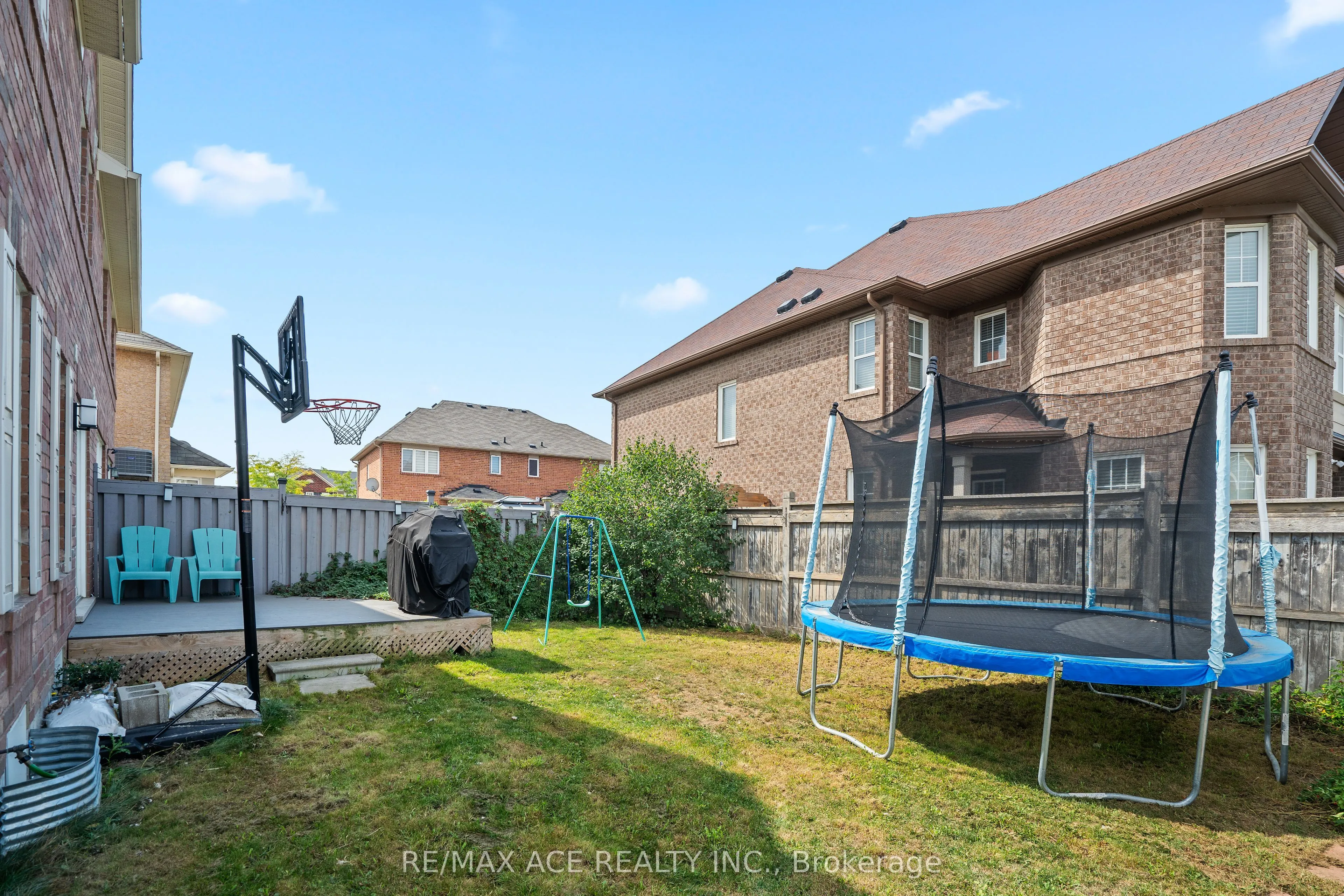 22 Apple Valley Way