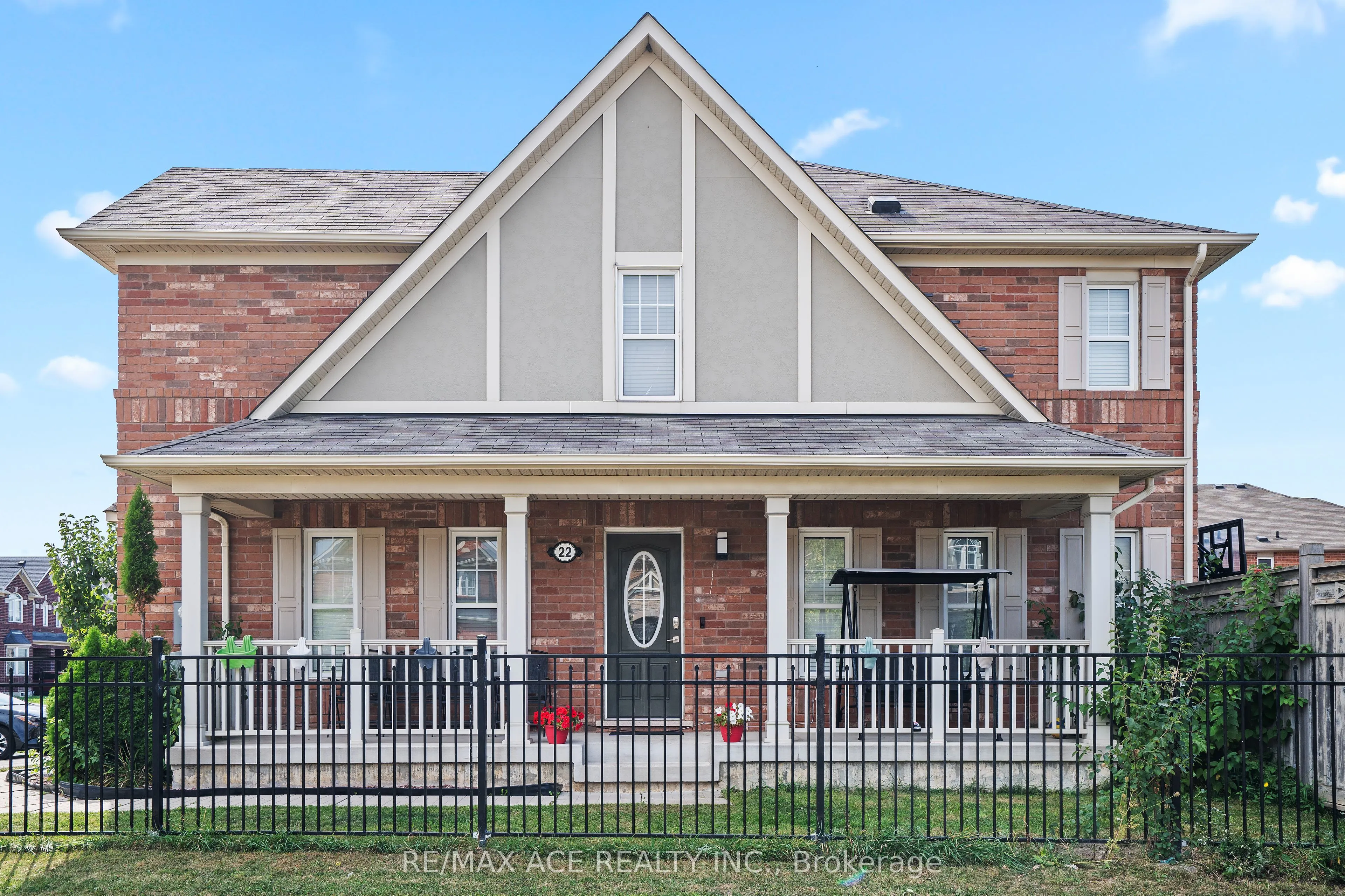 22 Apple Valley Way