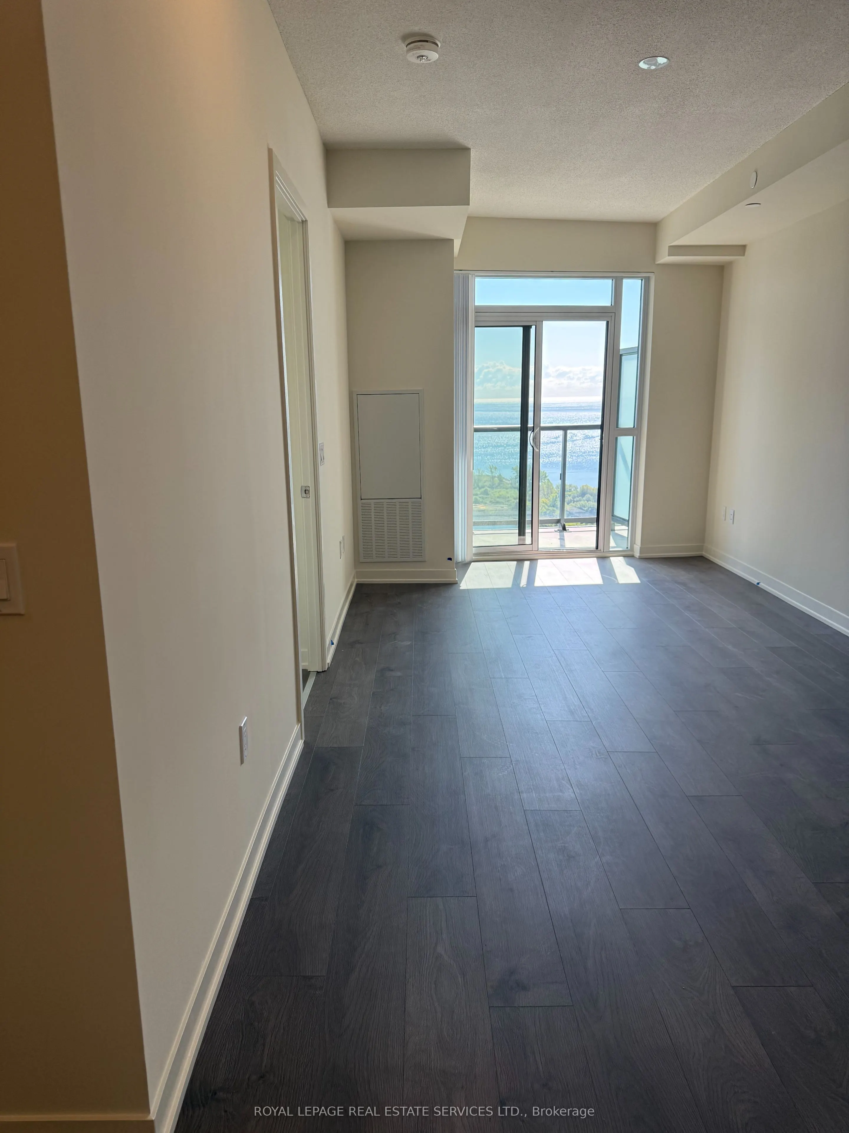 38 Annie Craig Drive, #2703