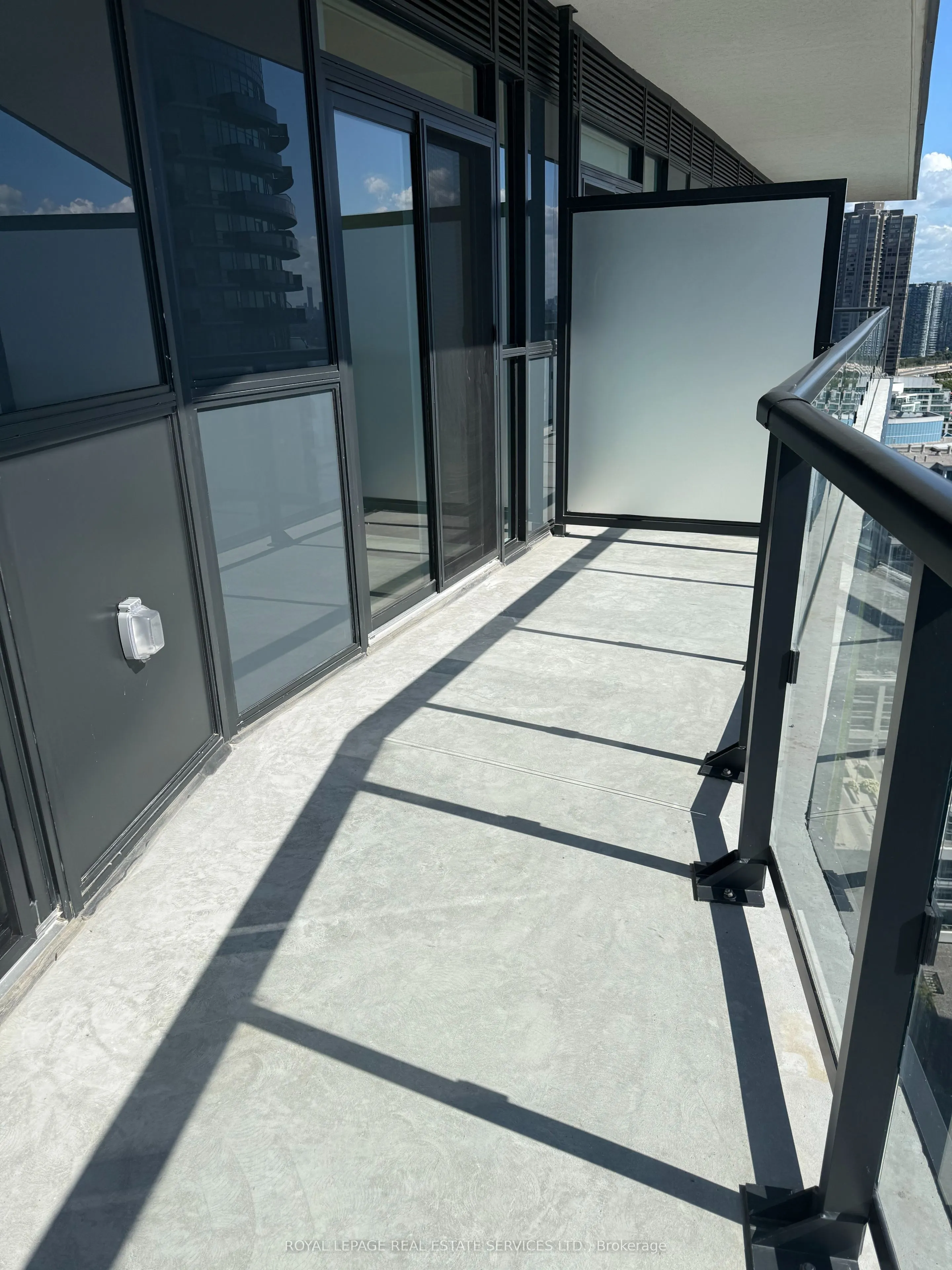 38 Annie Craig Drive, #2703