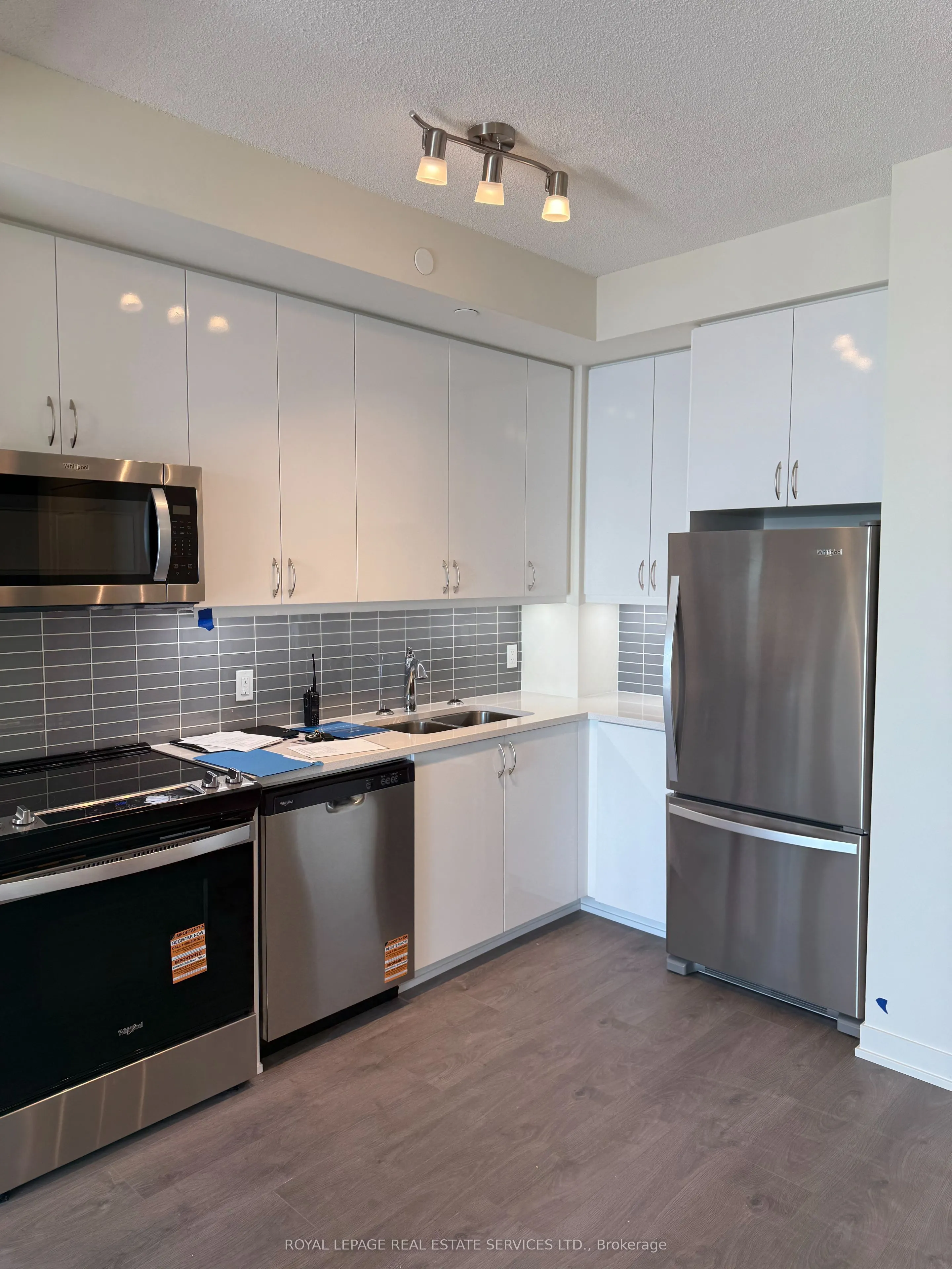 38 Annie Craig Drive, #2703