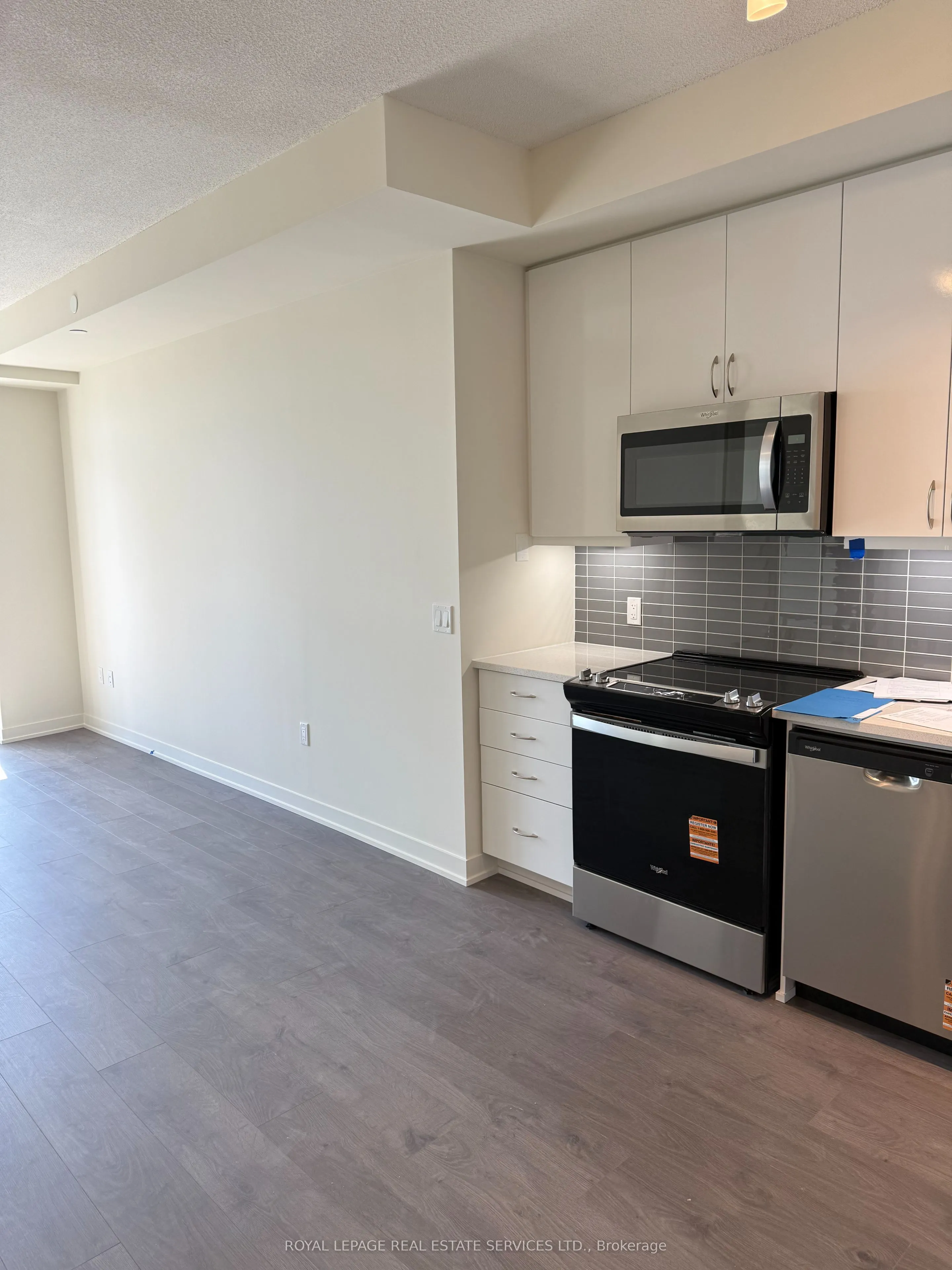 38 Annie Craig Drive, #2703