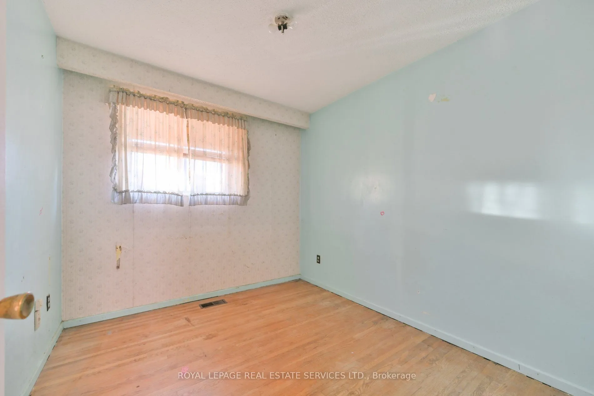 18 Torrington Drive
