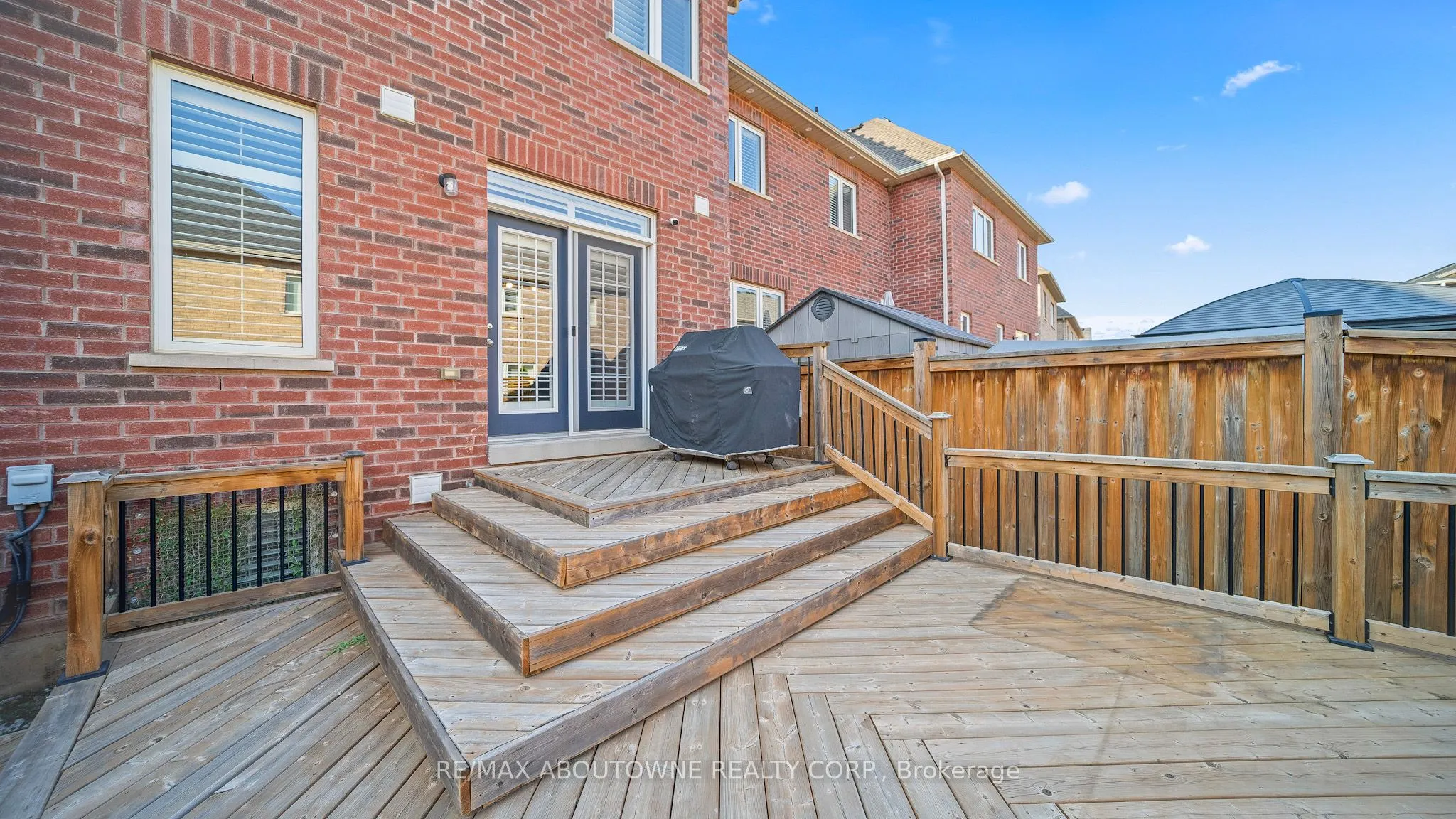 548 Terrace Way