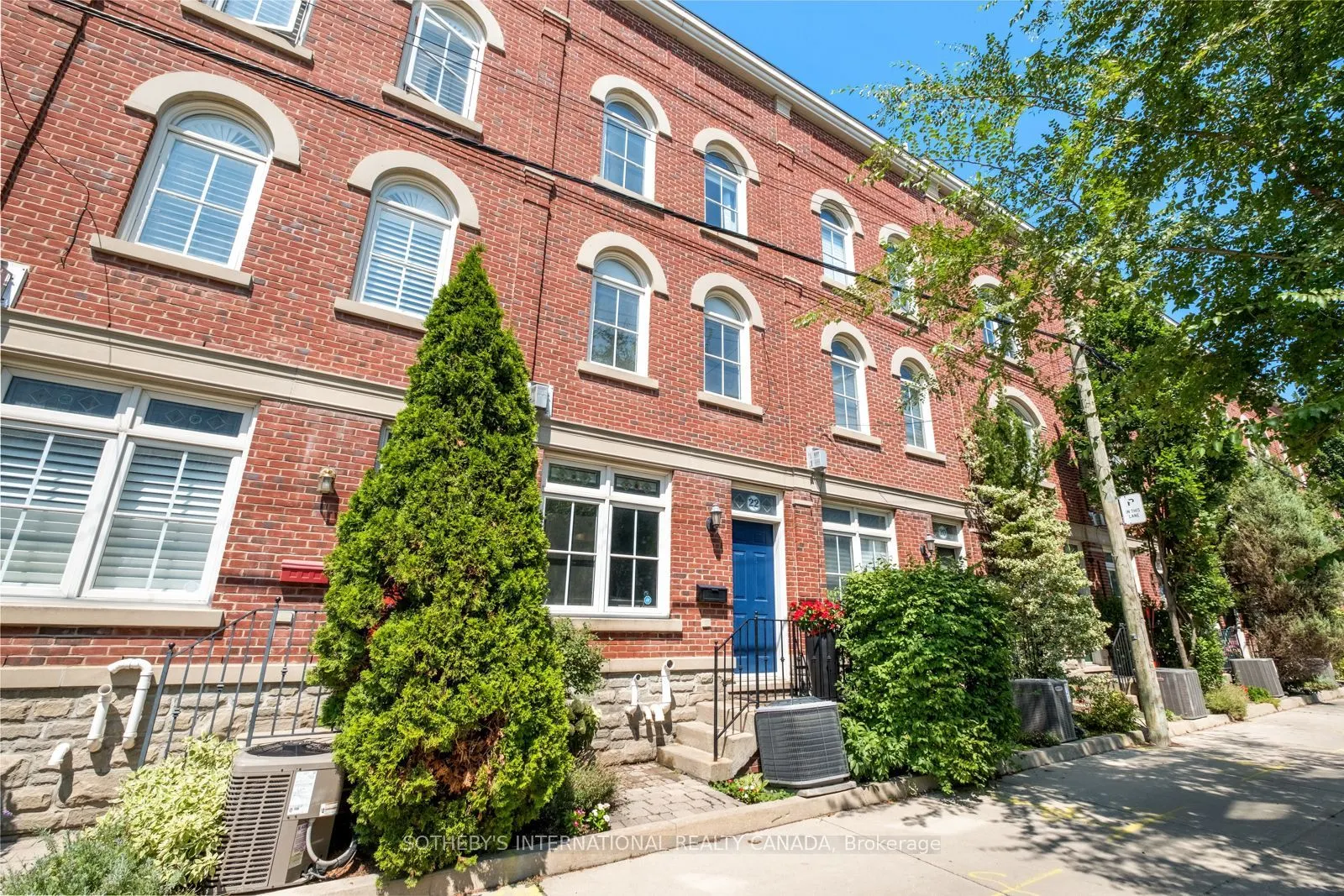 22 St. Raymond Heights