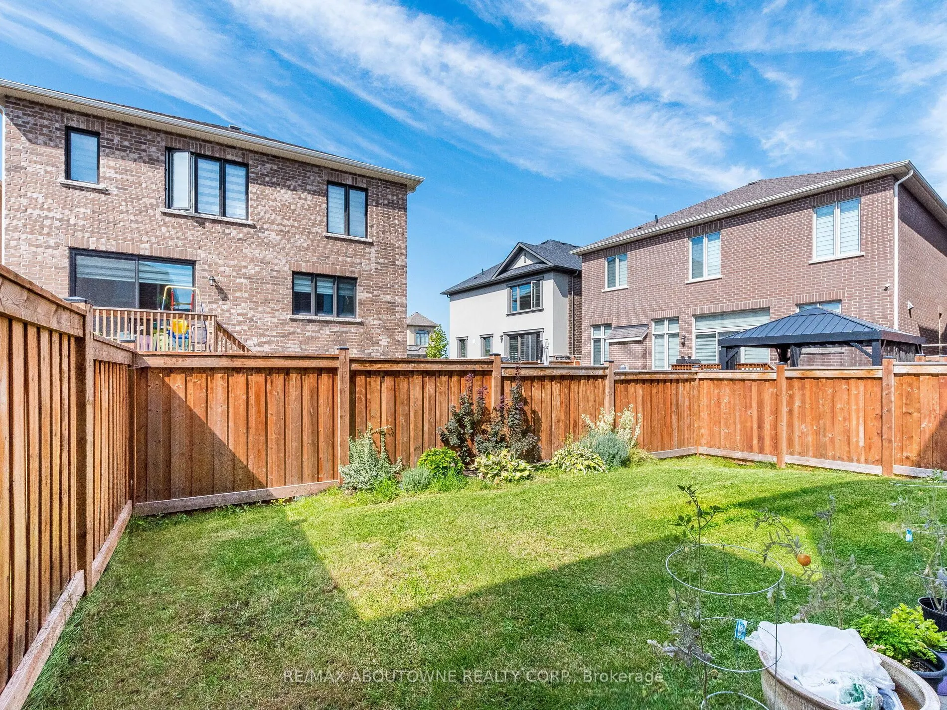 664 Aspen Terrace