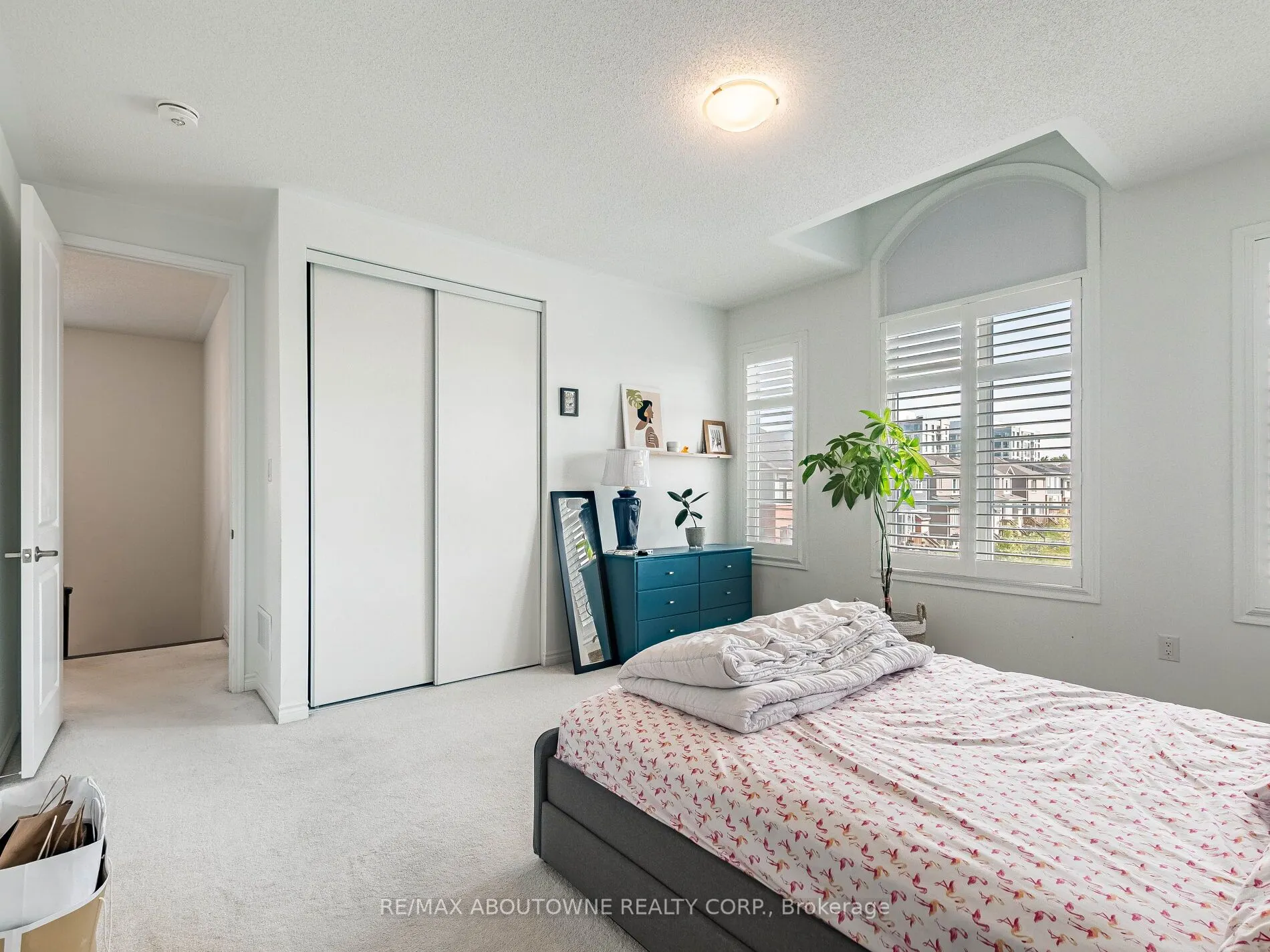 664 Aspen Terrace