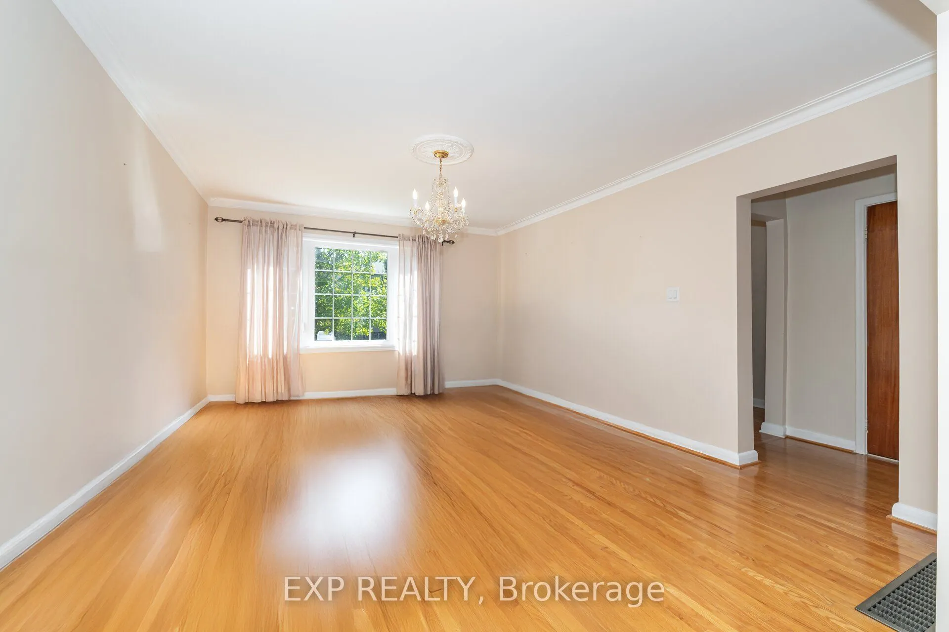 35 Clairton Crescent
