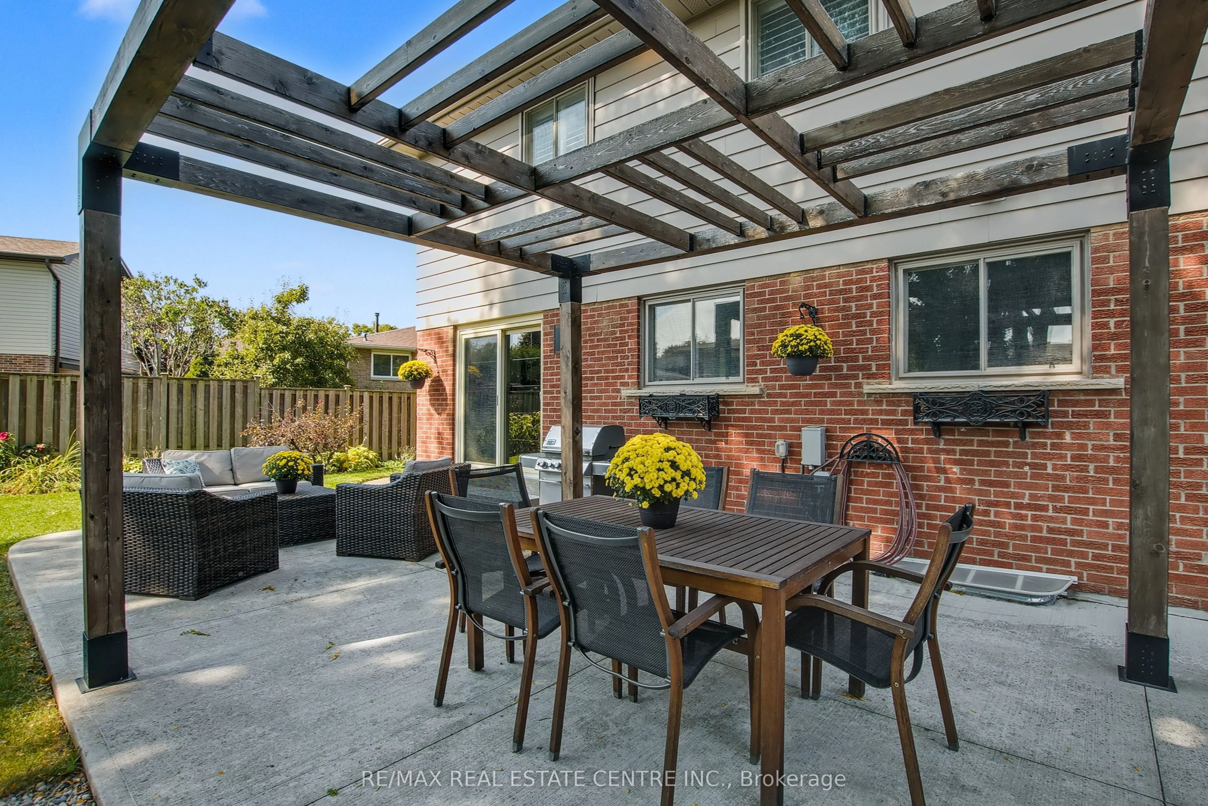 820 Hemlock Drive