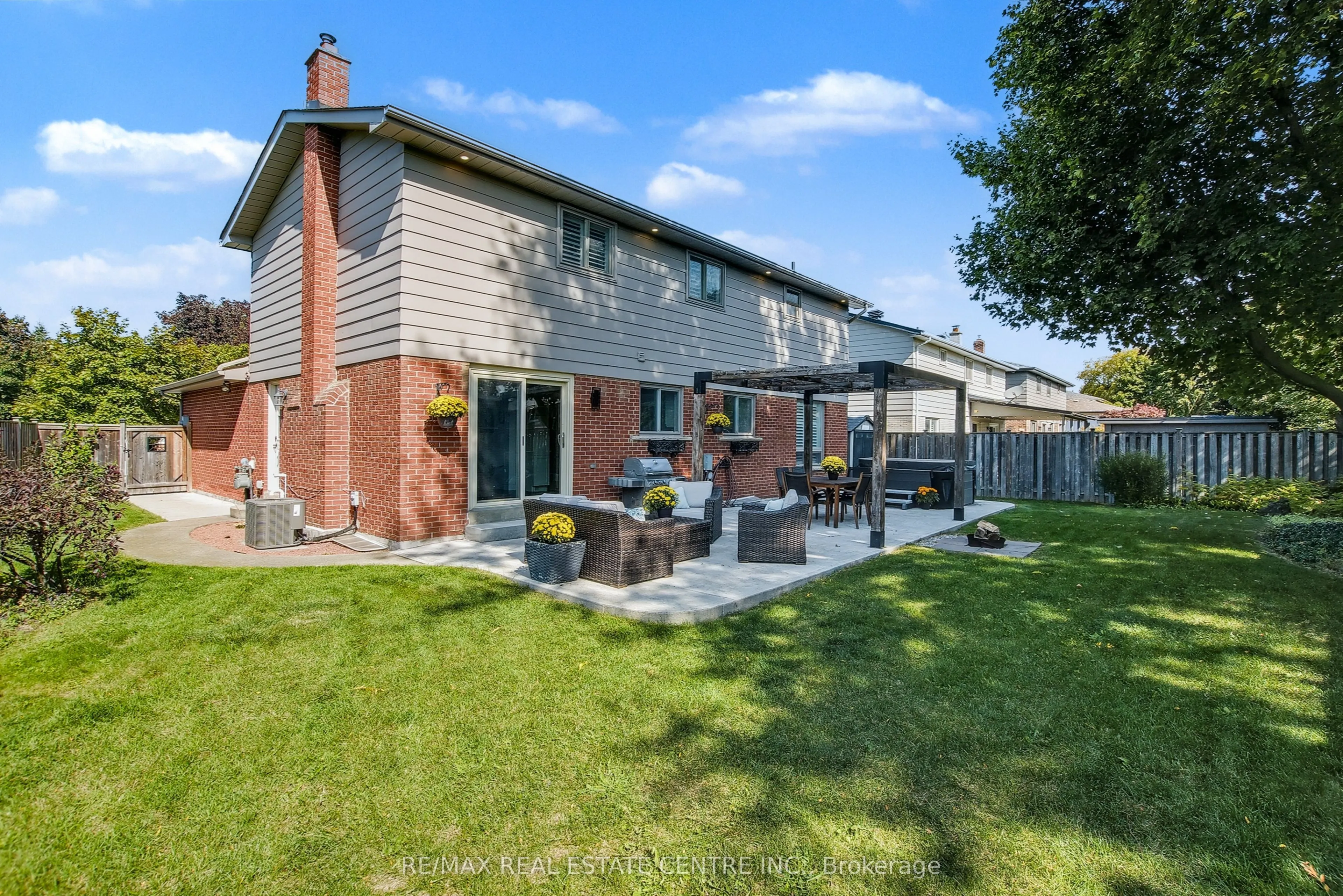 820 Hemlock Drive