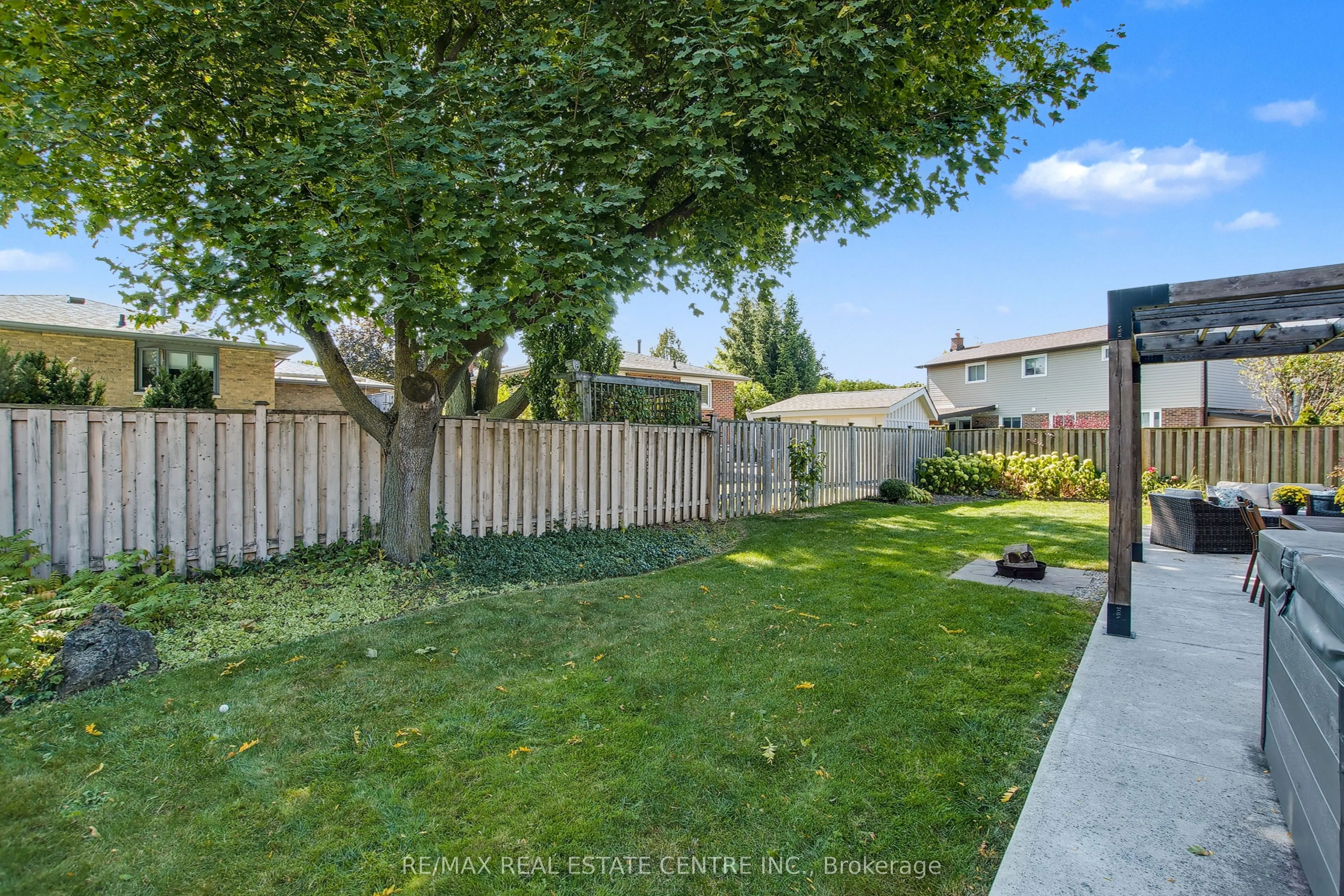 820 Hemlock Drive