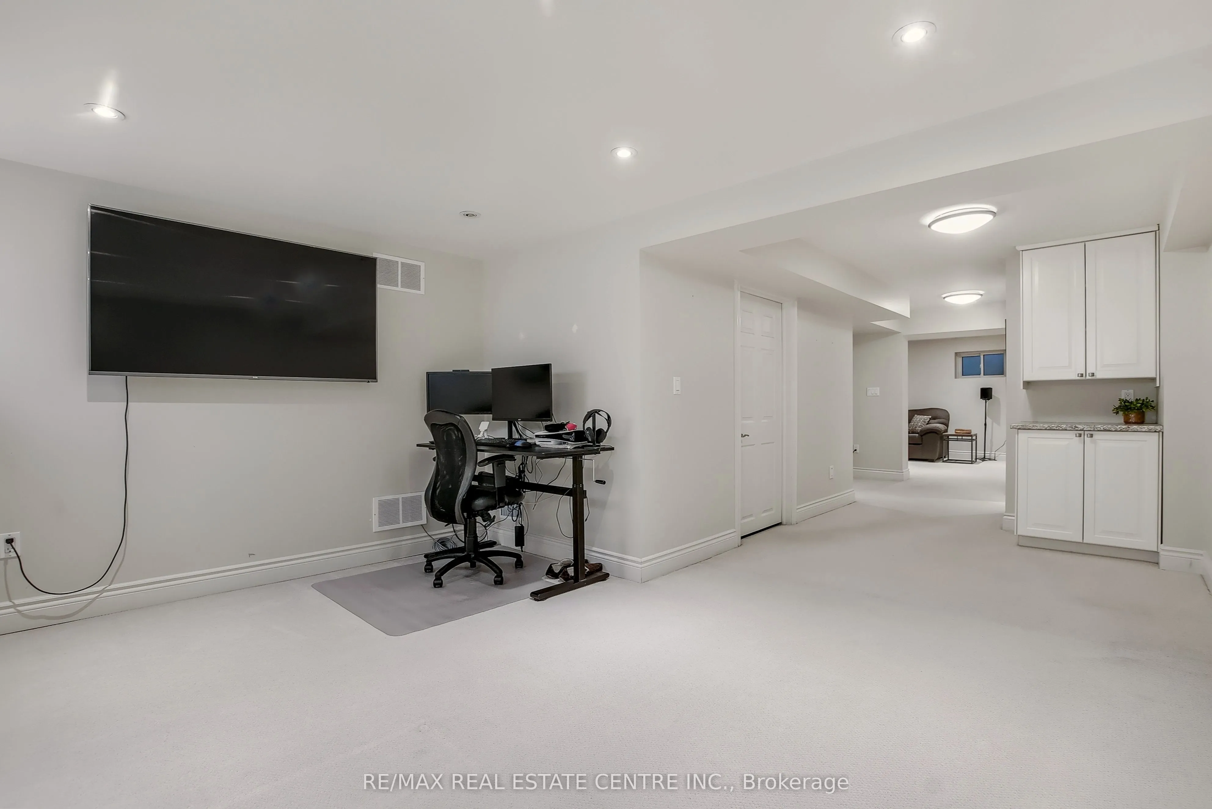 820 Hemlock Drive