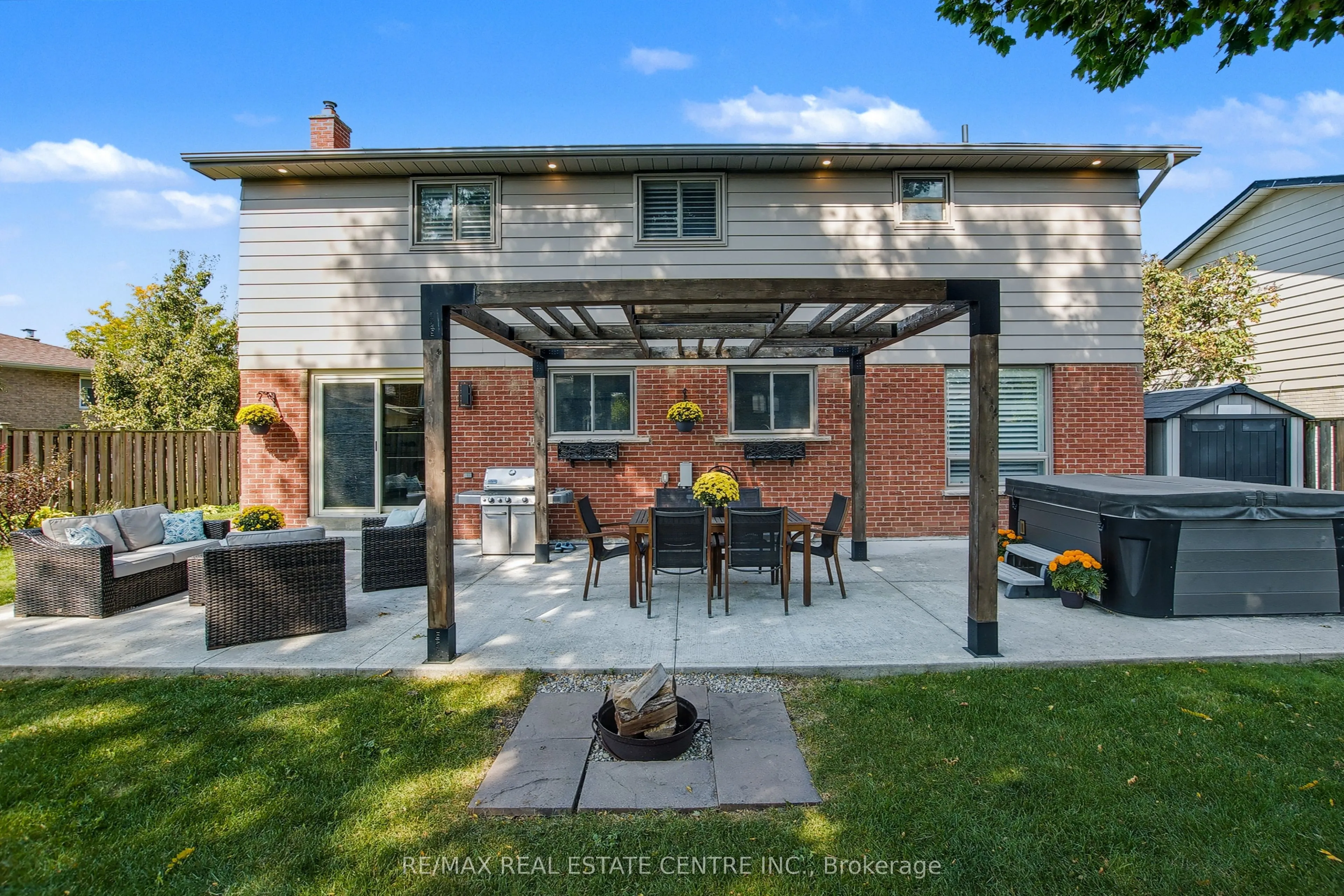 820 Hemlock Drive