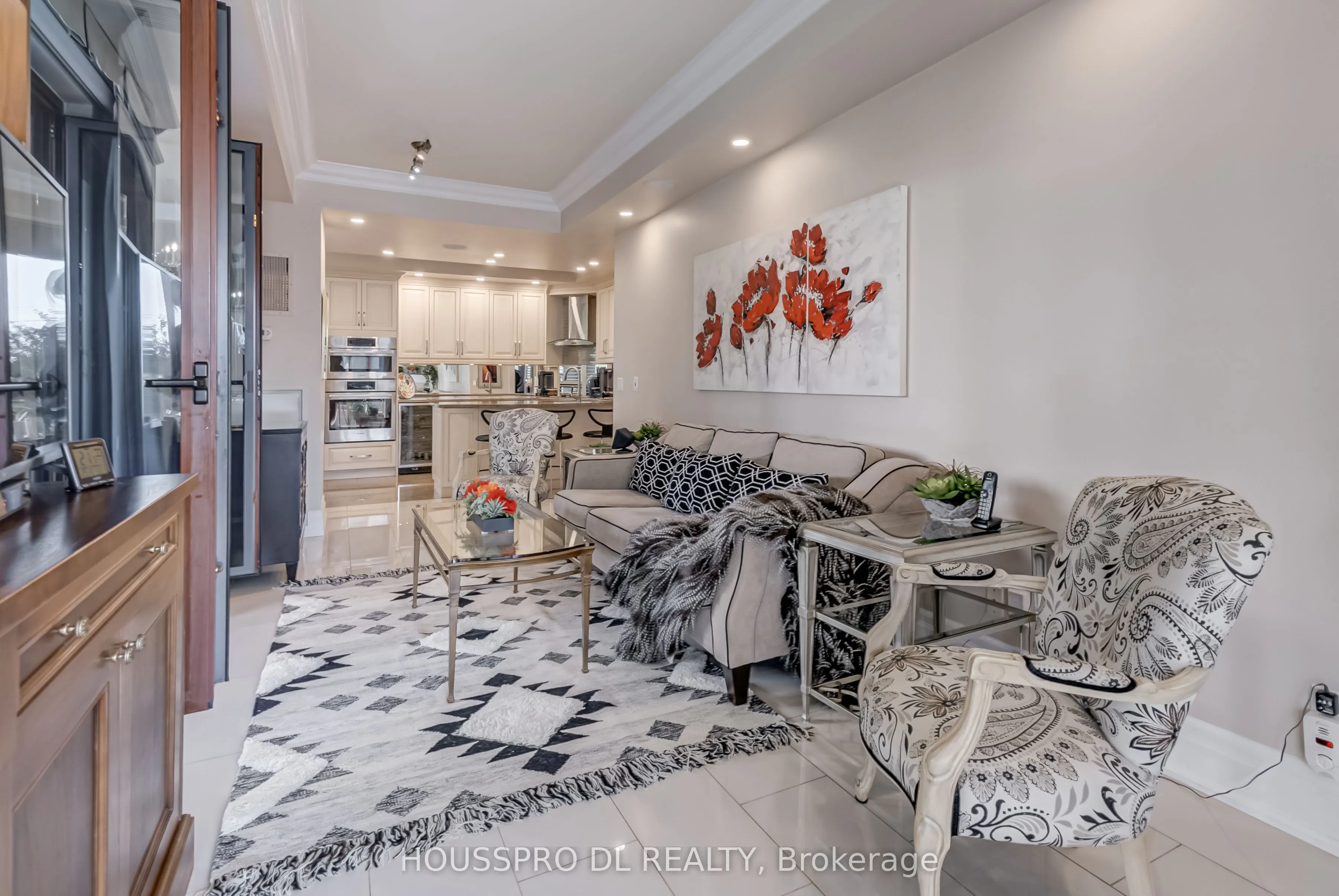 2095 Lake Shore Boulevard W, #220