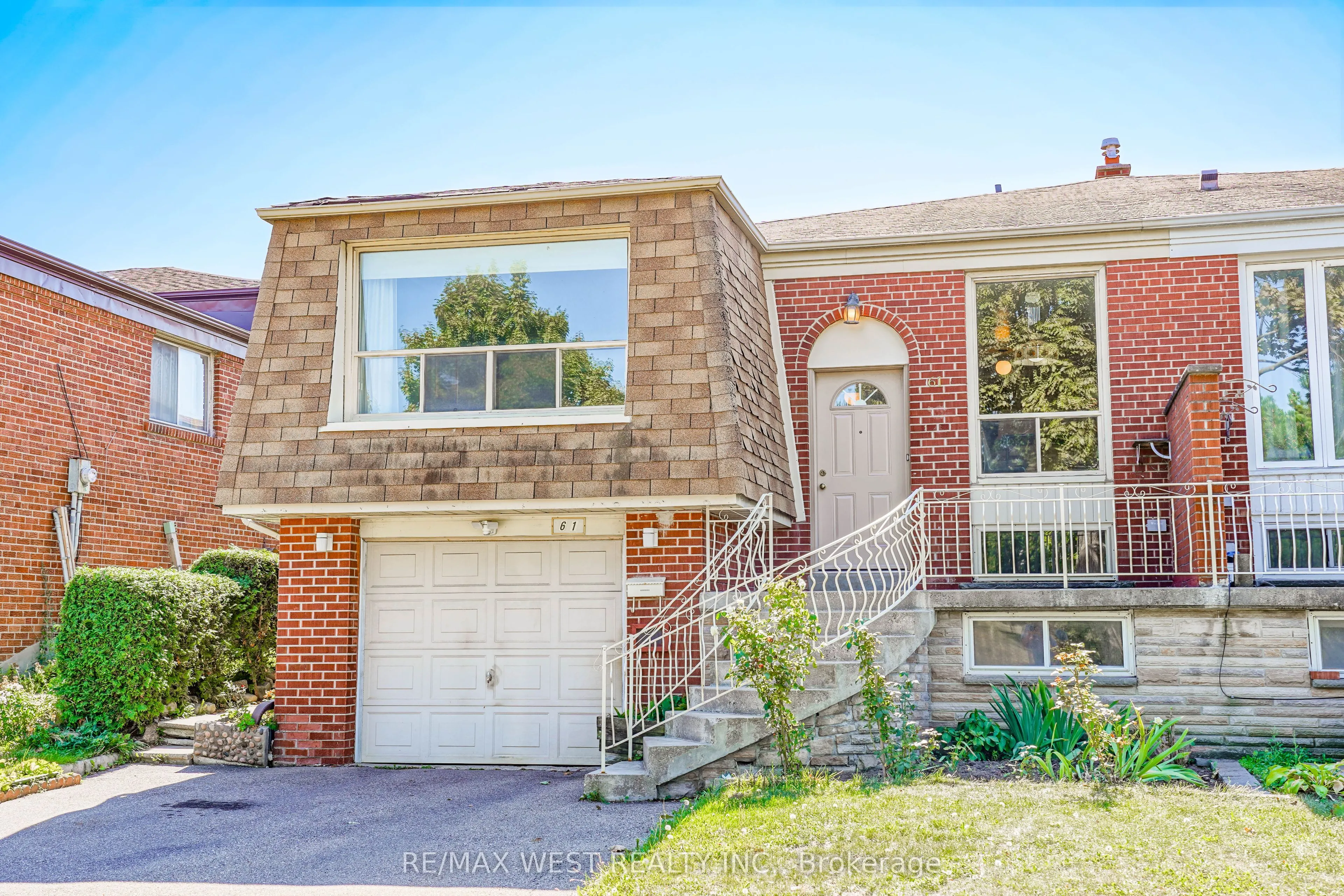 61 Longbourne Drive