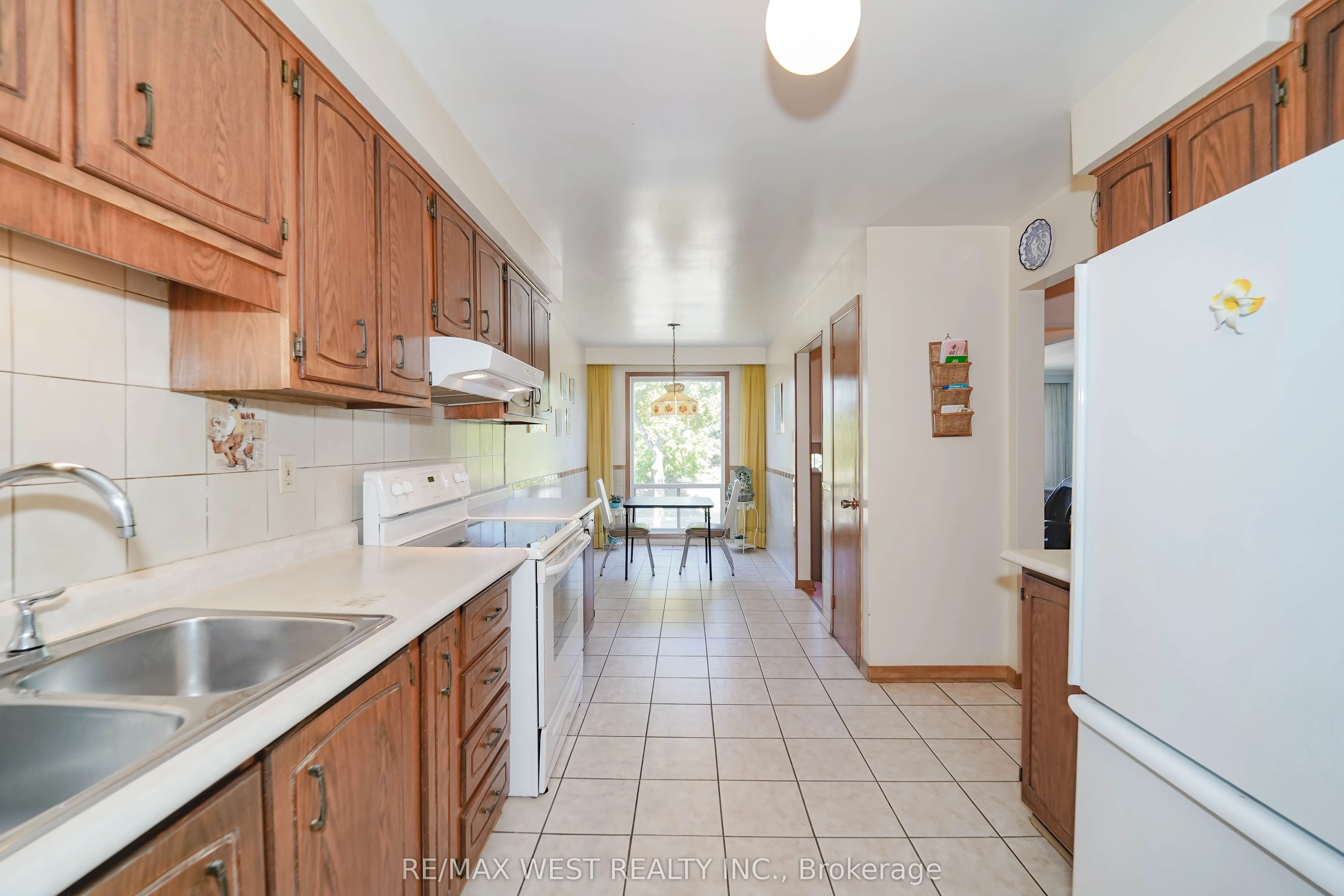 61 Longbourne Drive