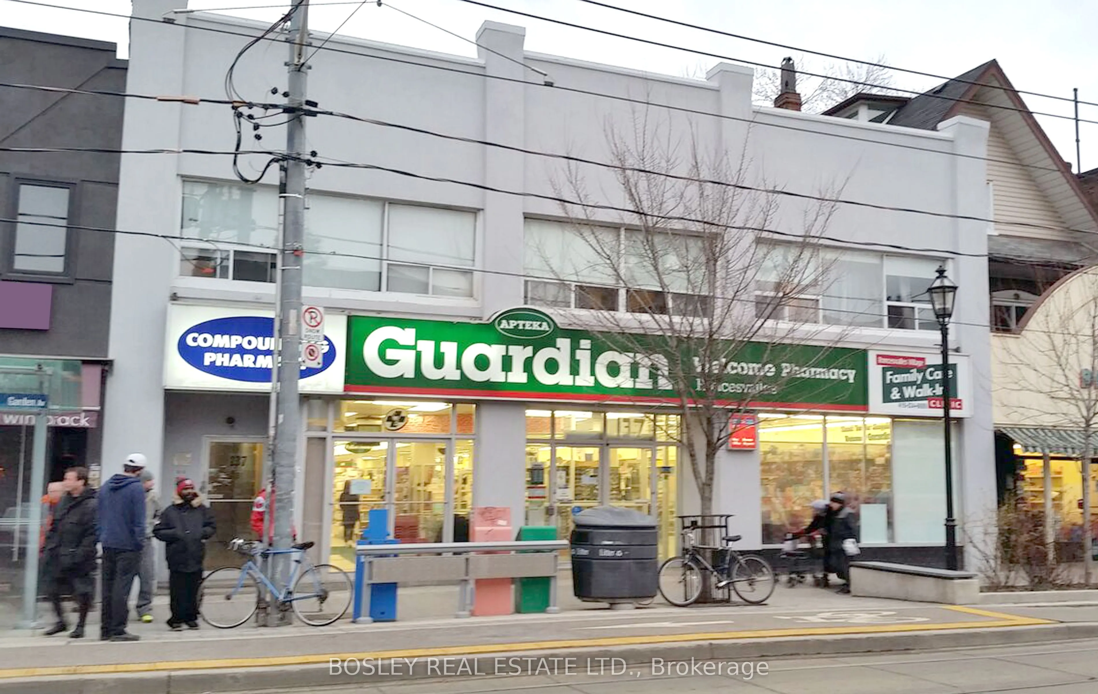 137 Roncesvalles Avenue, #202