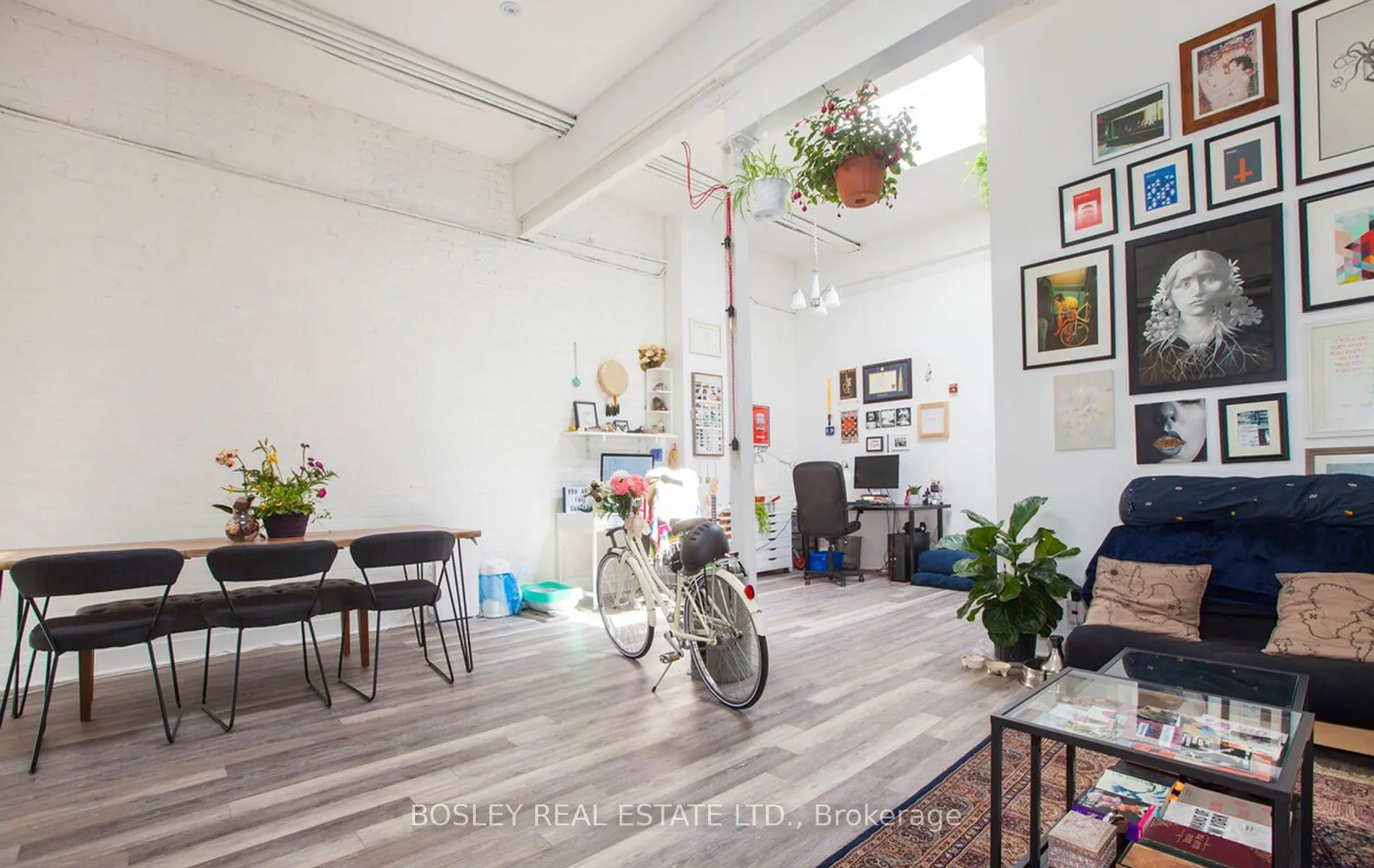 137 Roncesvalles Avenue, #202