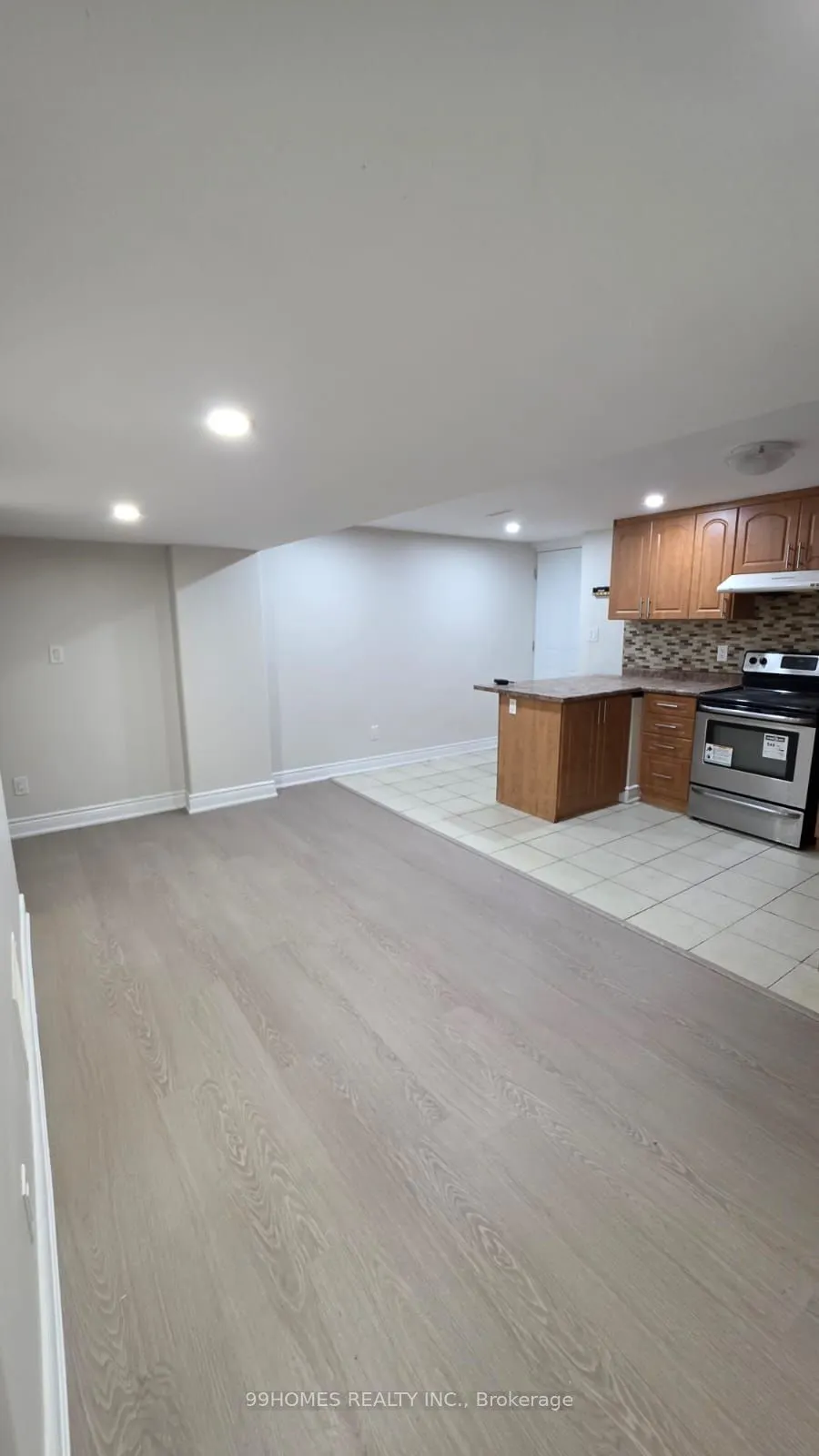 52 Nantucket Crescent, #Bsmt