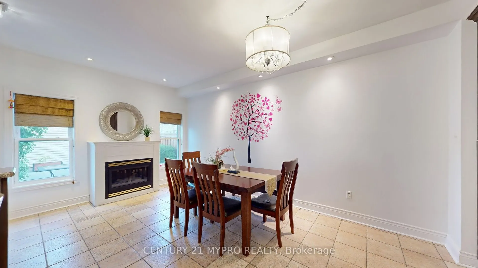 2244 Norfolk Drive