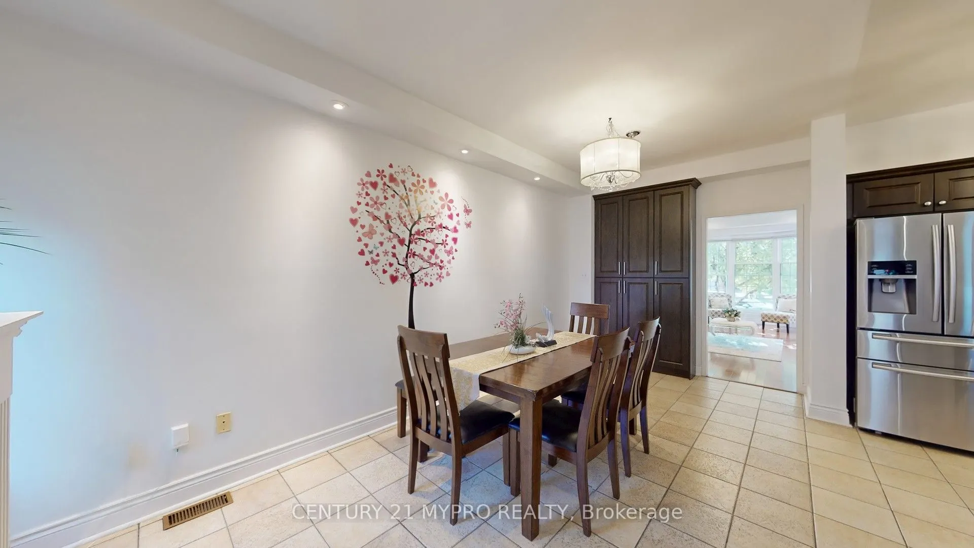 2244 Norfolk Drive