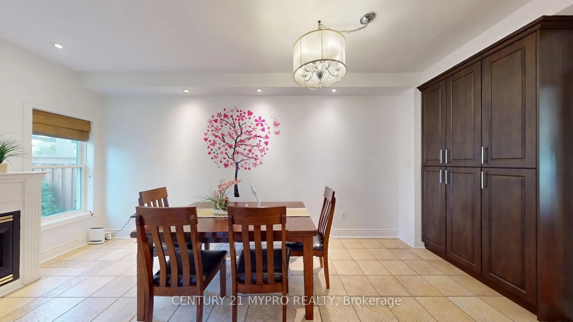 2244 Norfolk Drive