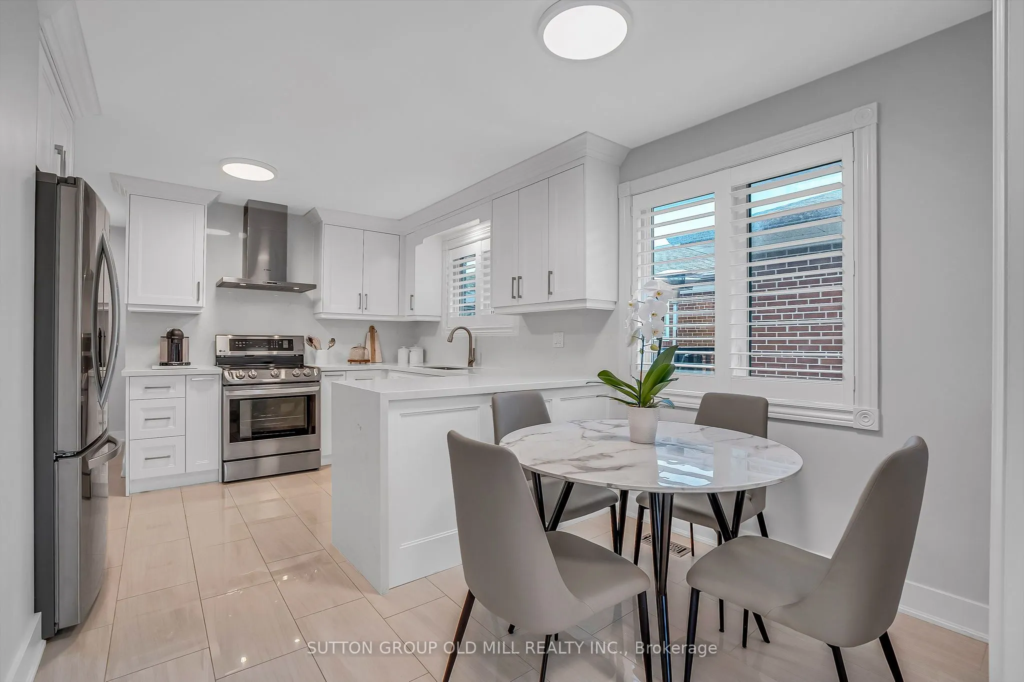 40 Lemonwood Drive