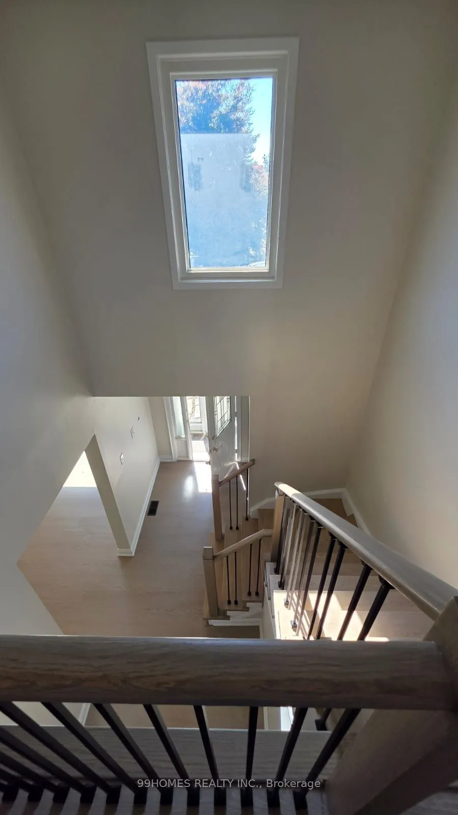 52 Nantucket Crescent