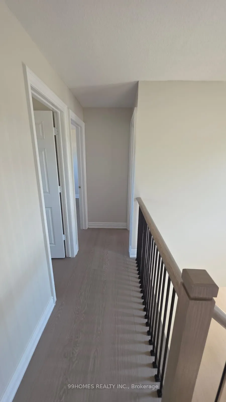 52 Nantucket Crescent