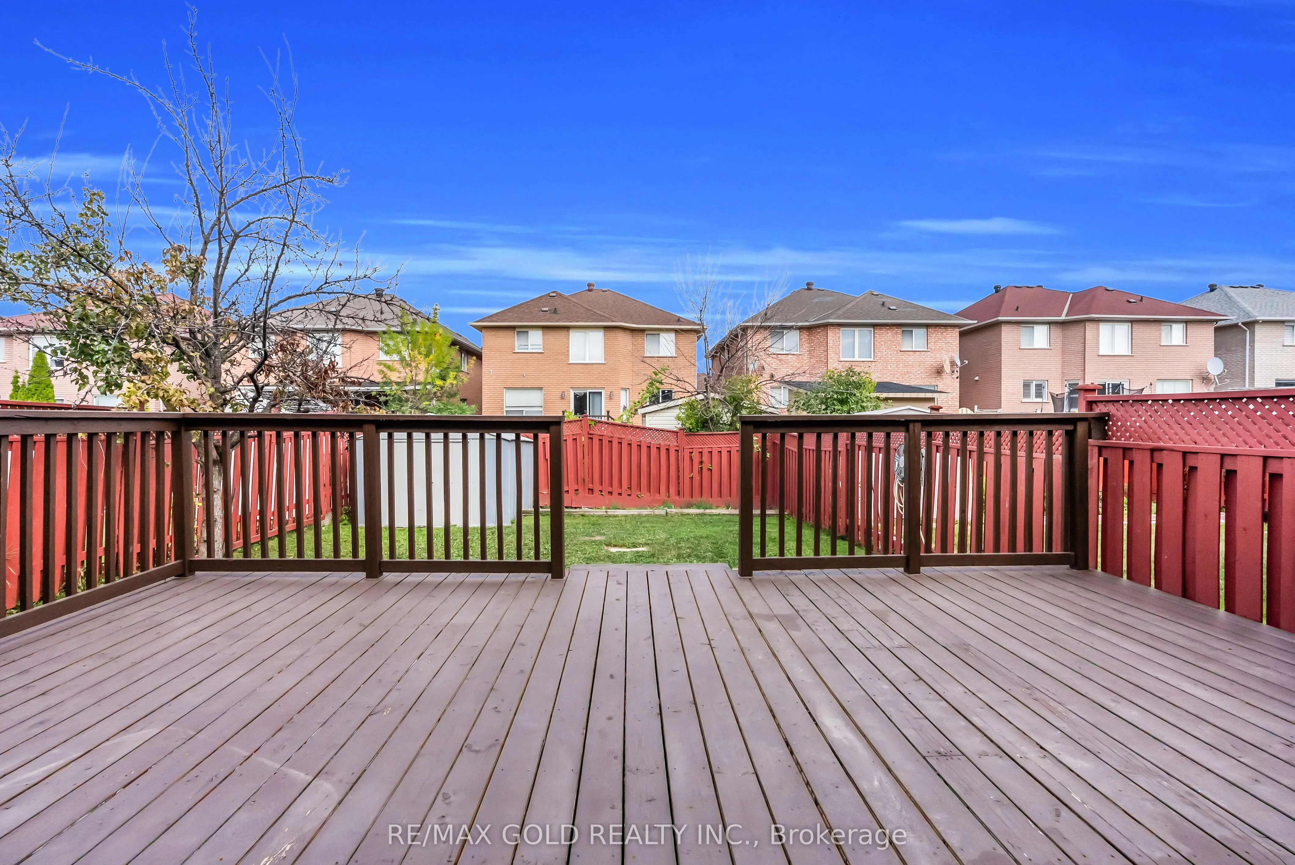 33 Tigerlily Place