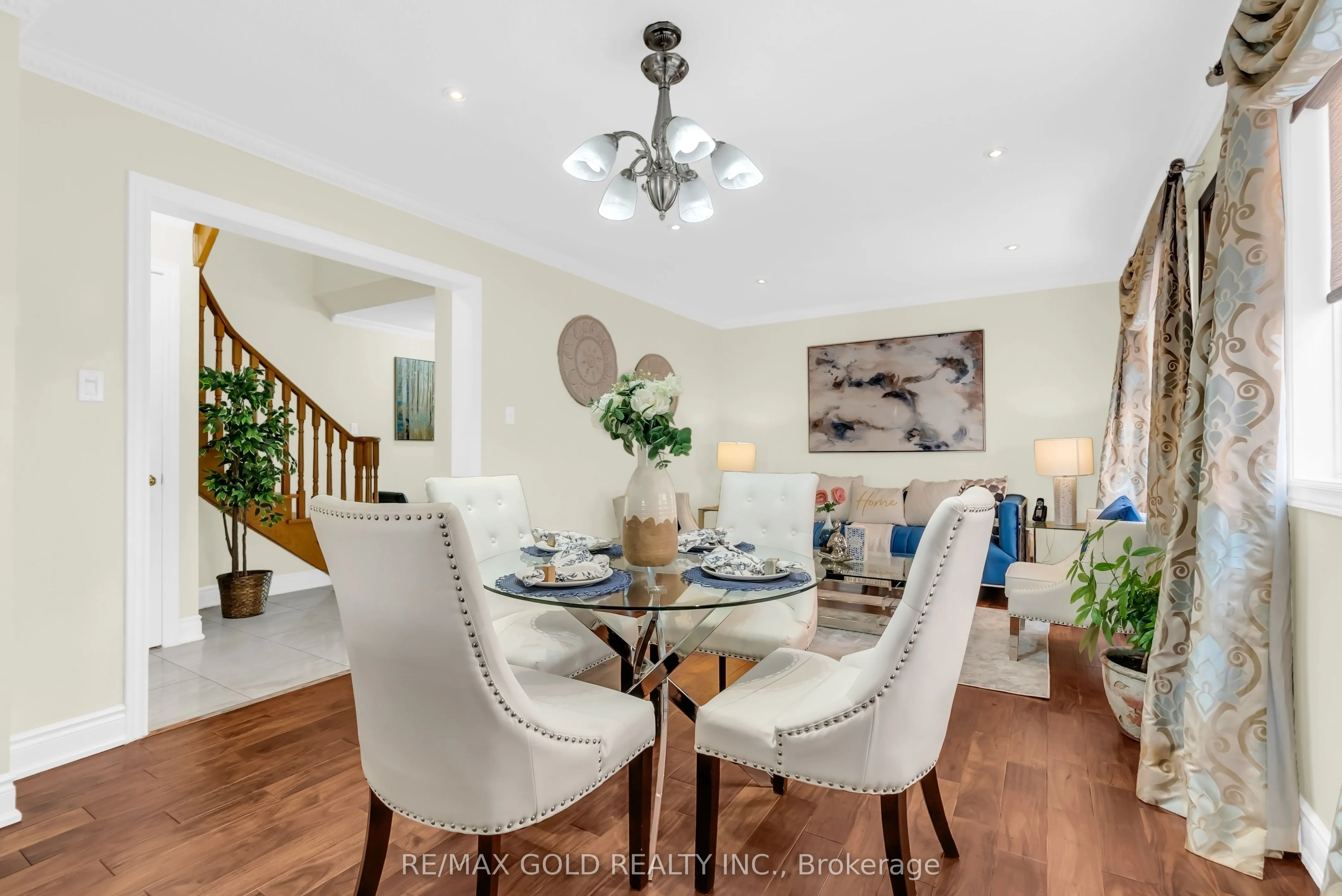 33 Tigerlily Place
