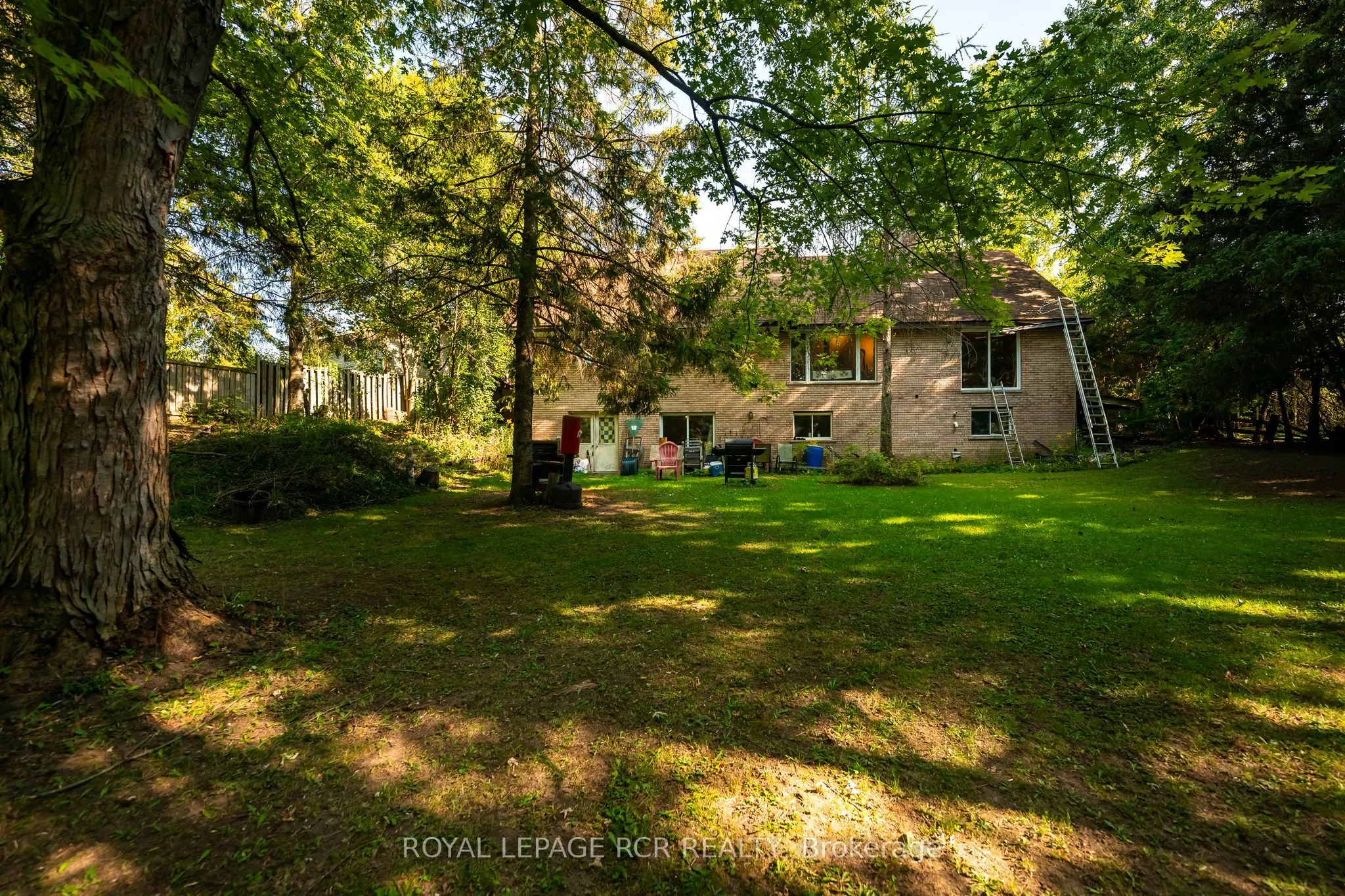 33 Forest Park Road