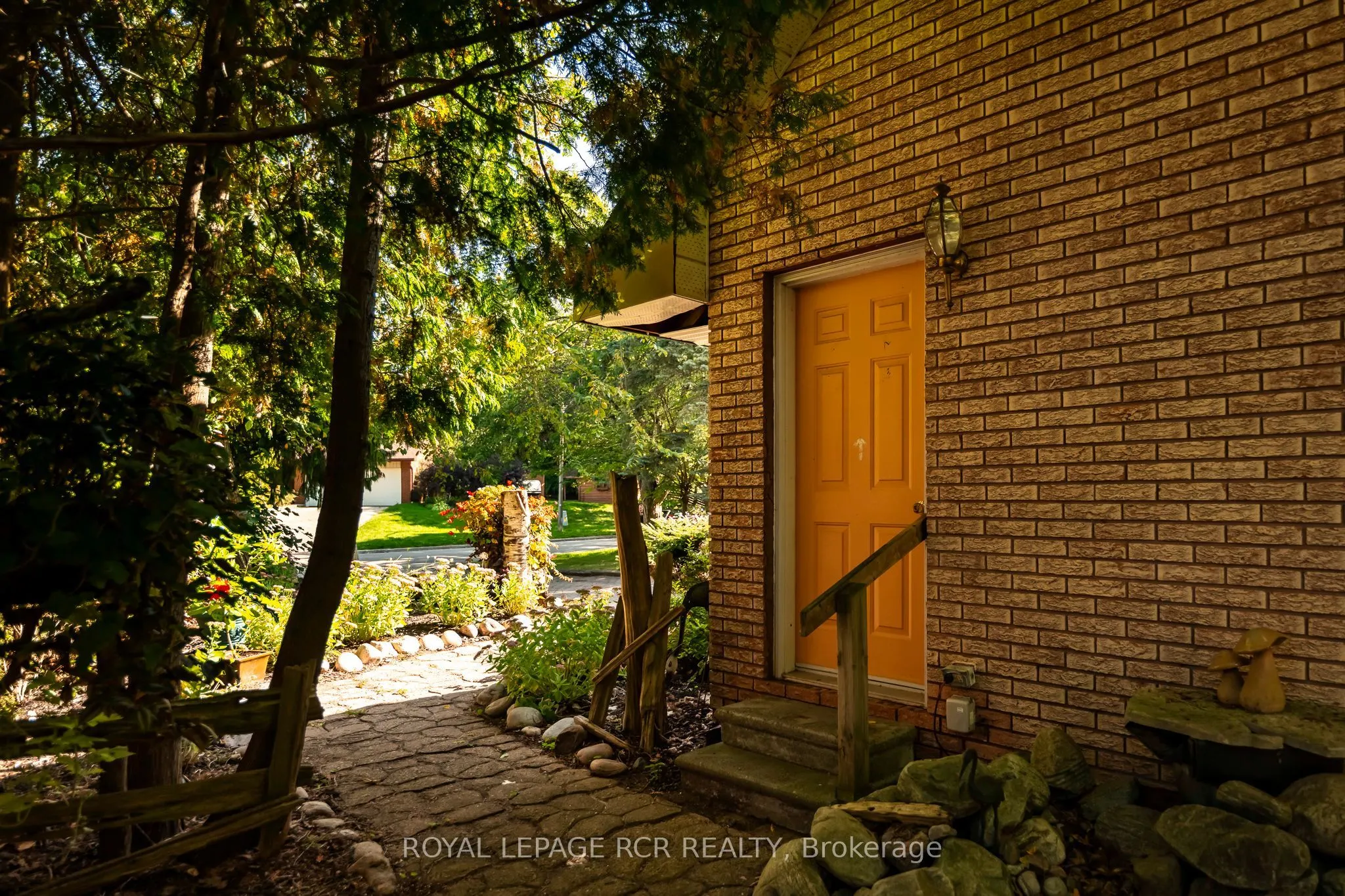 33 Forest Park Road