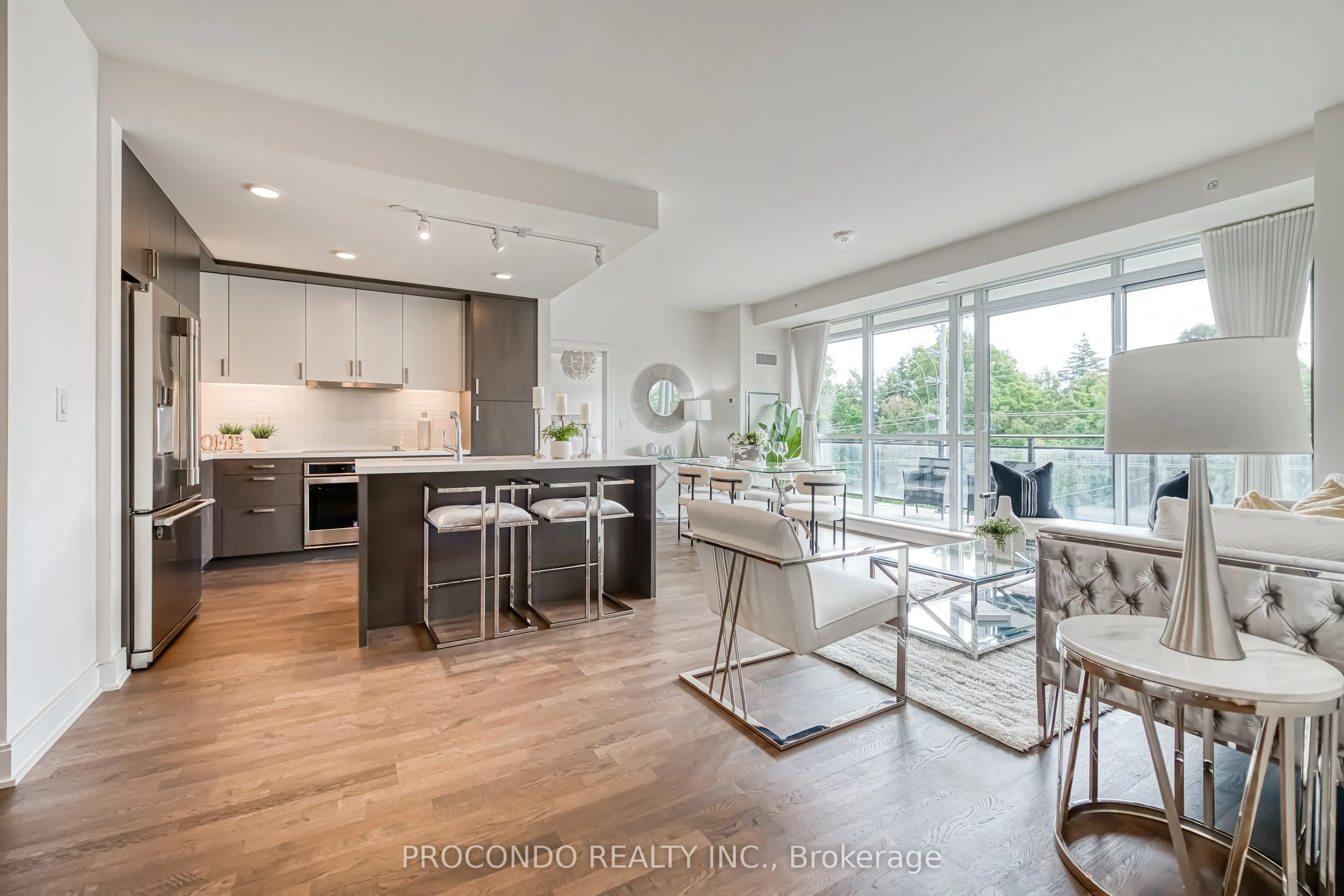 1575 Lakeshore Road W, #350
