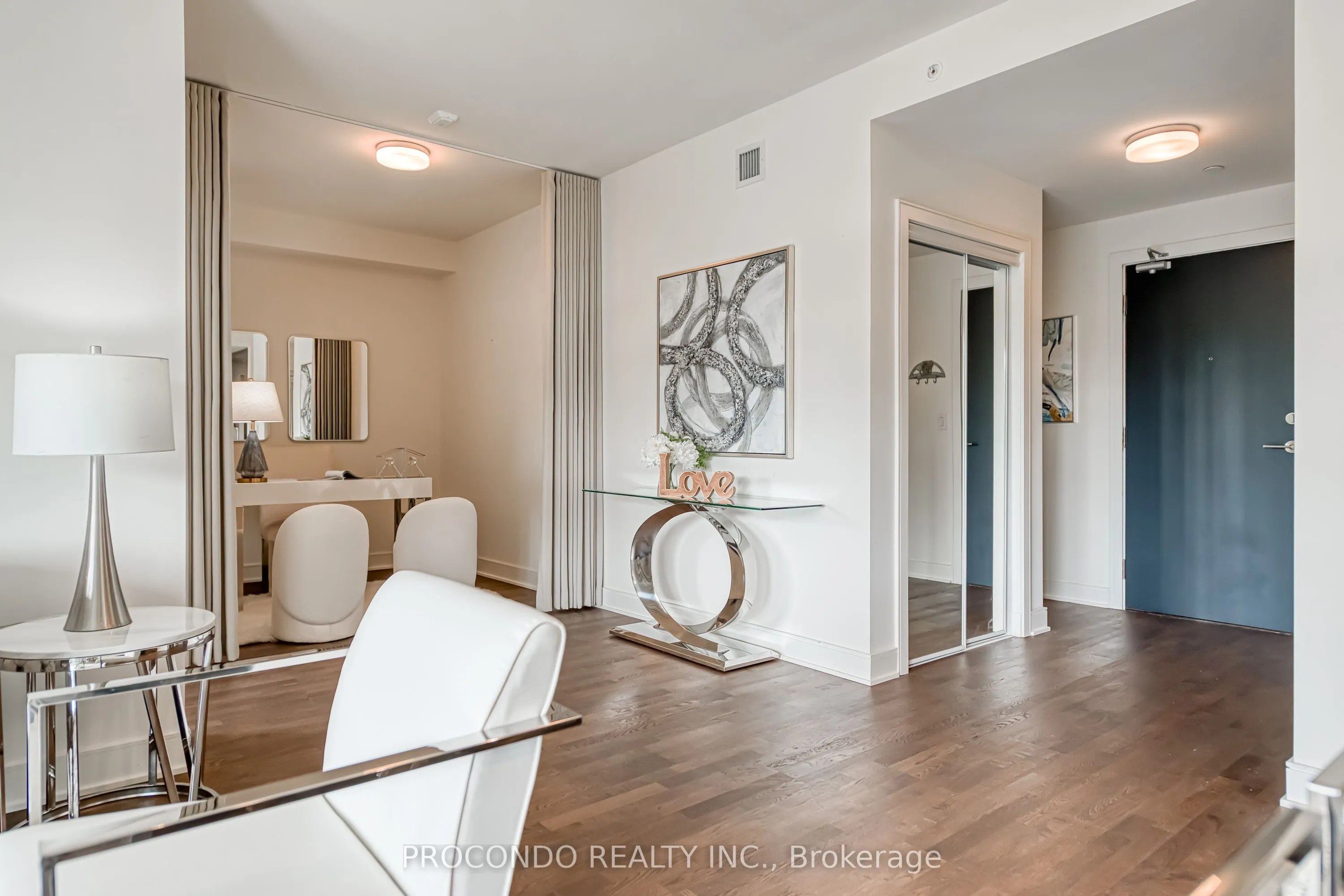 1575 Lakeshore Road W, #350