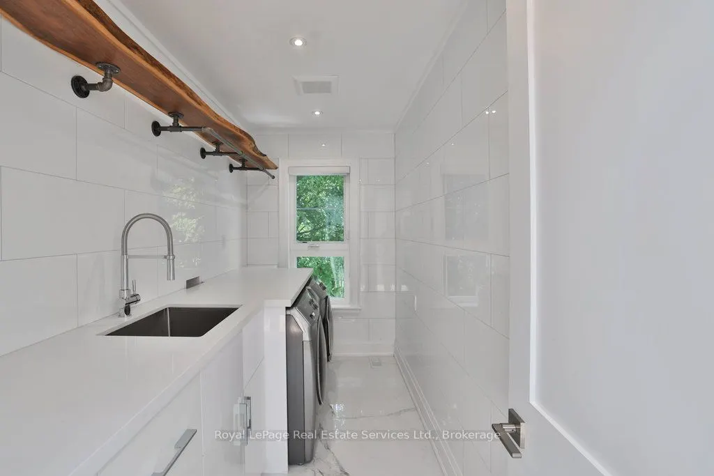 182 Charnwood Drive