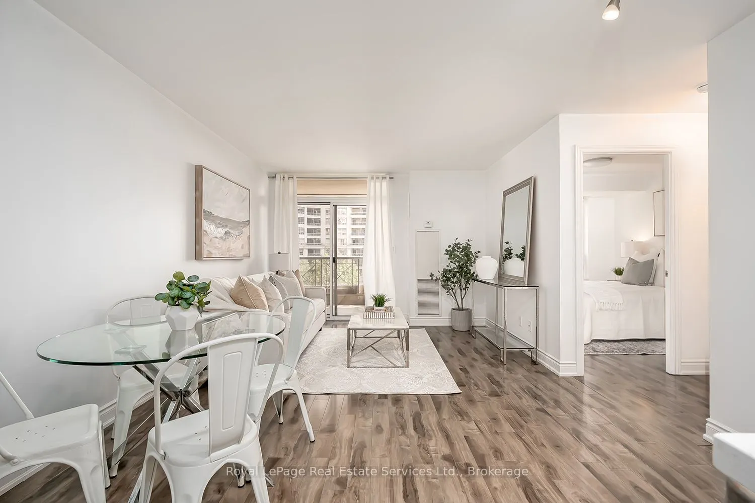 3888 Duke Of York Boulevard, #632