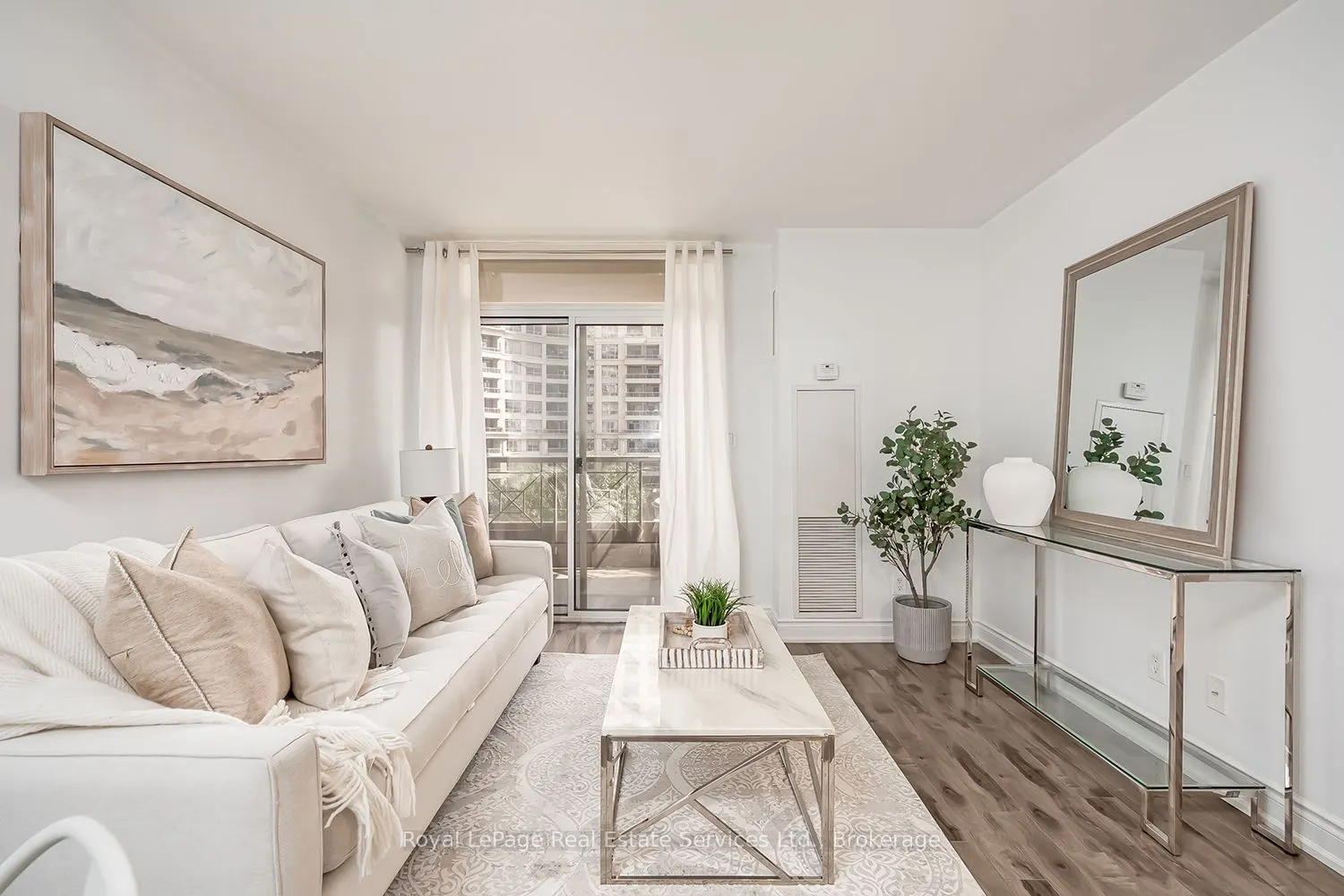 3888 Duke Of York Boulevard, #632