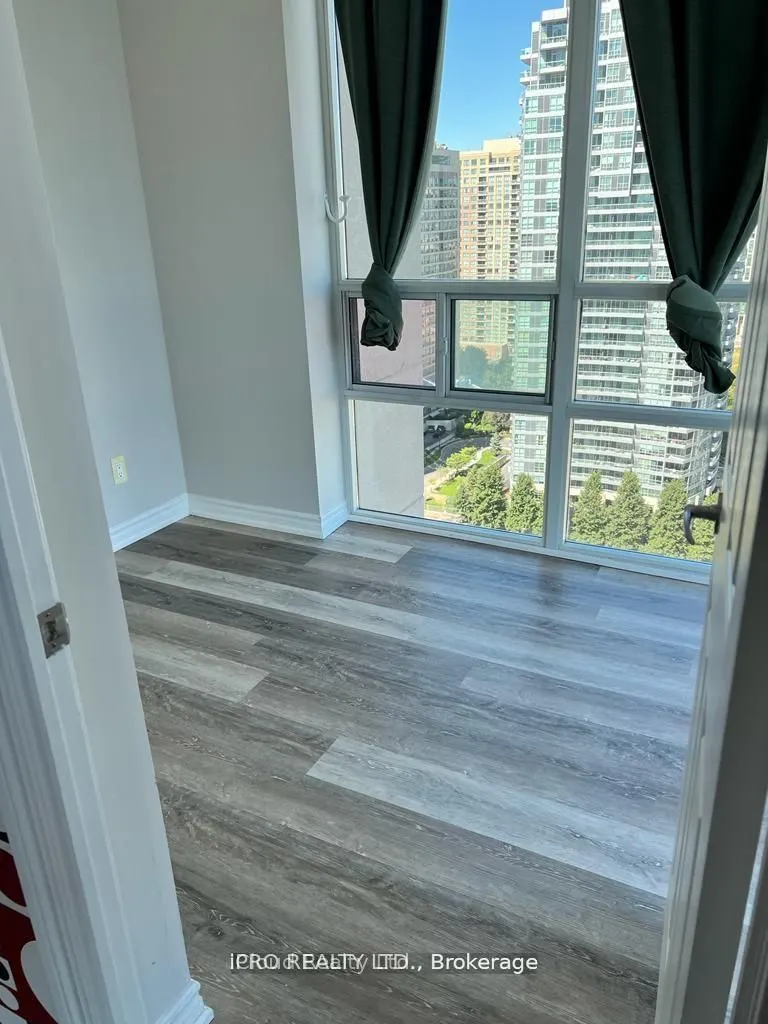 3504 Hurontario Street, #2310