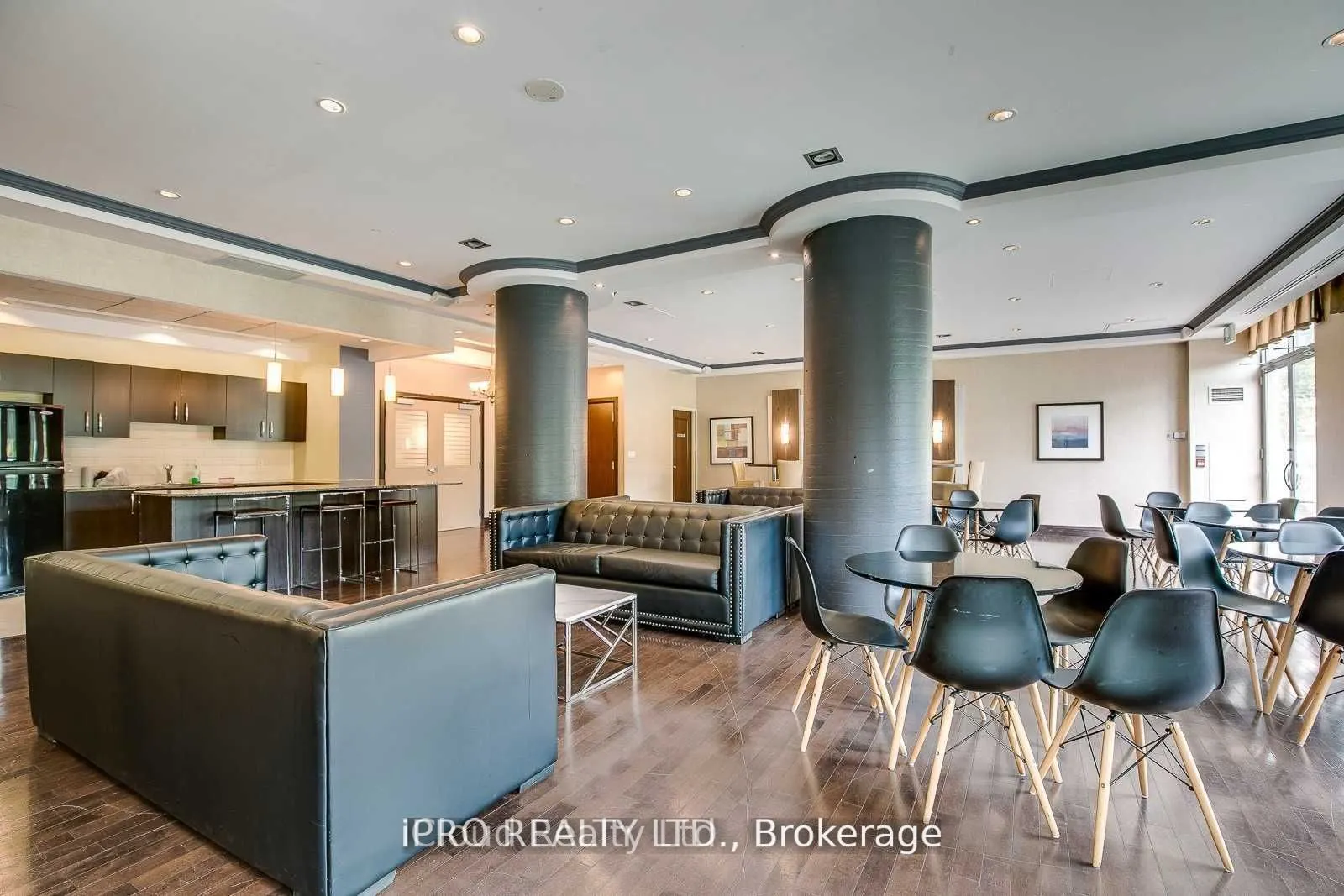 3504 Hurontario Street, #2310