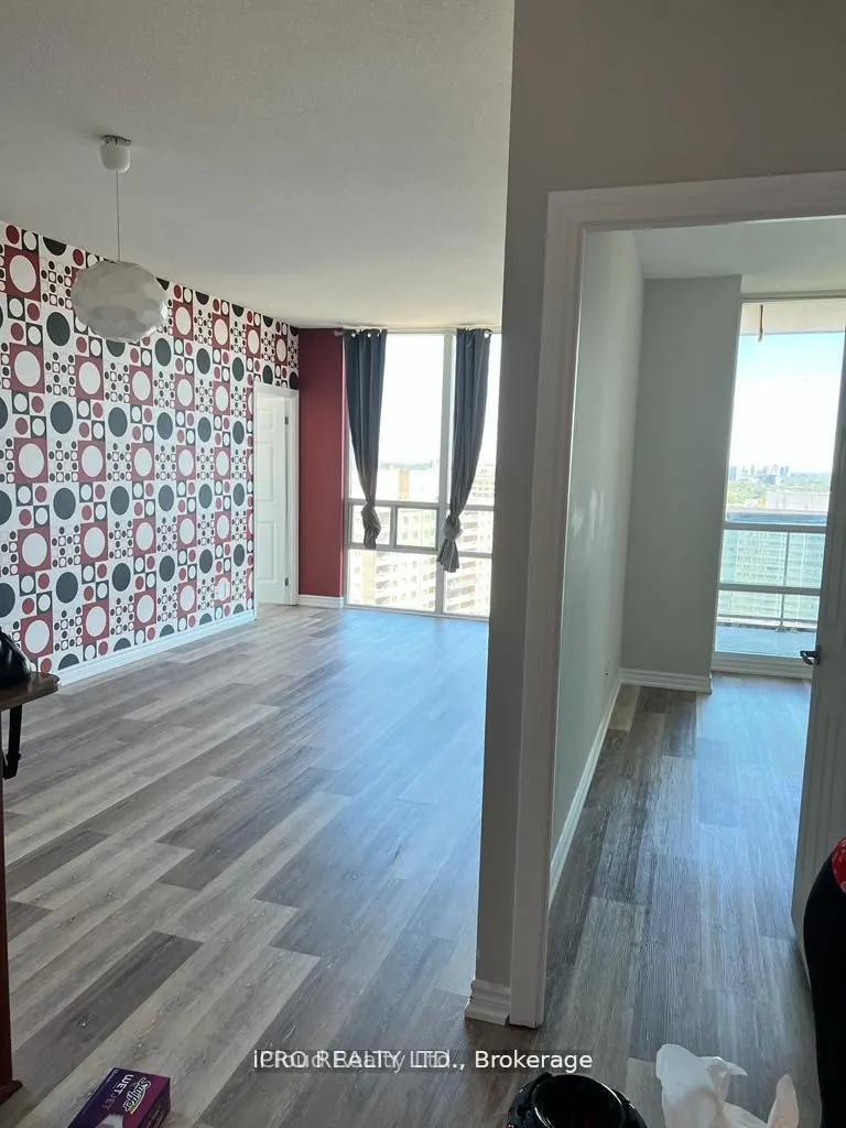 3504 Hurontario Street, #2310