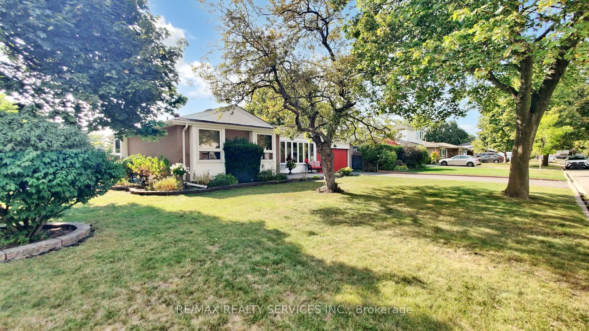 64 Glebe Crescent