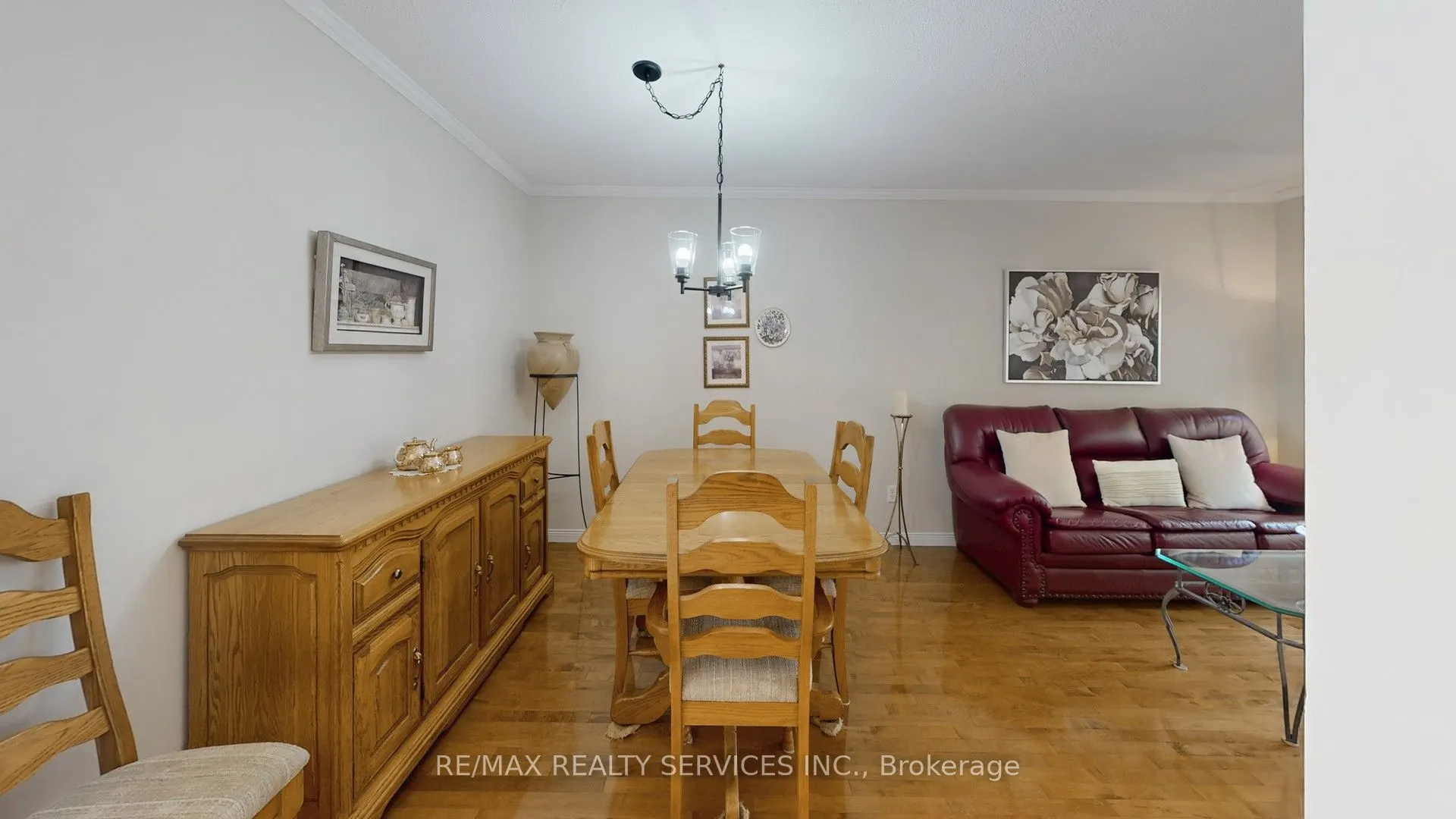 64 Glebe Crescent