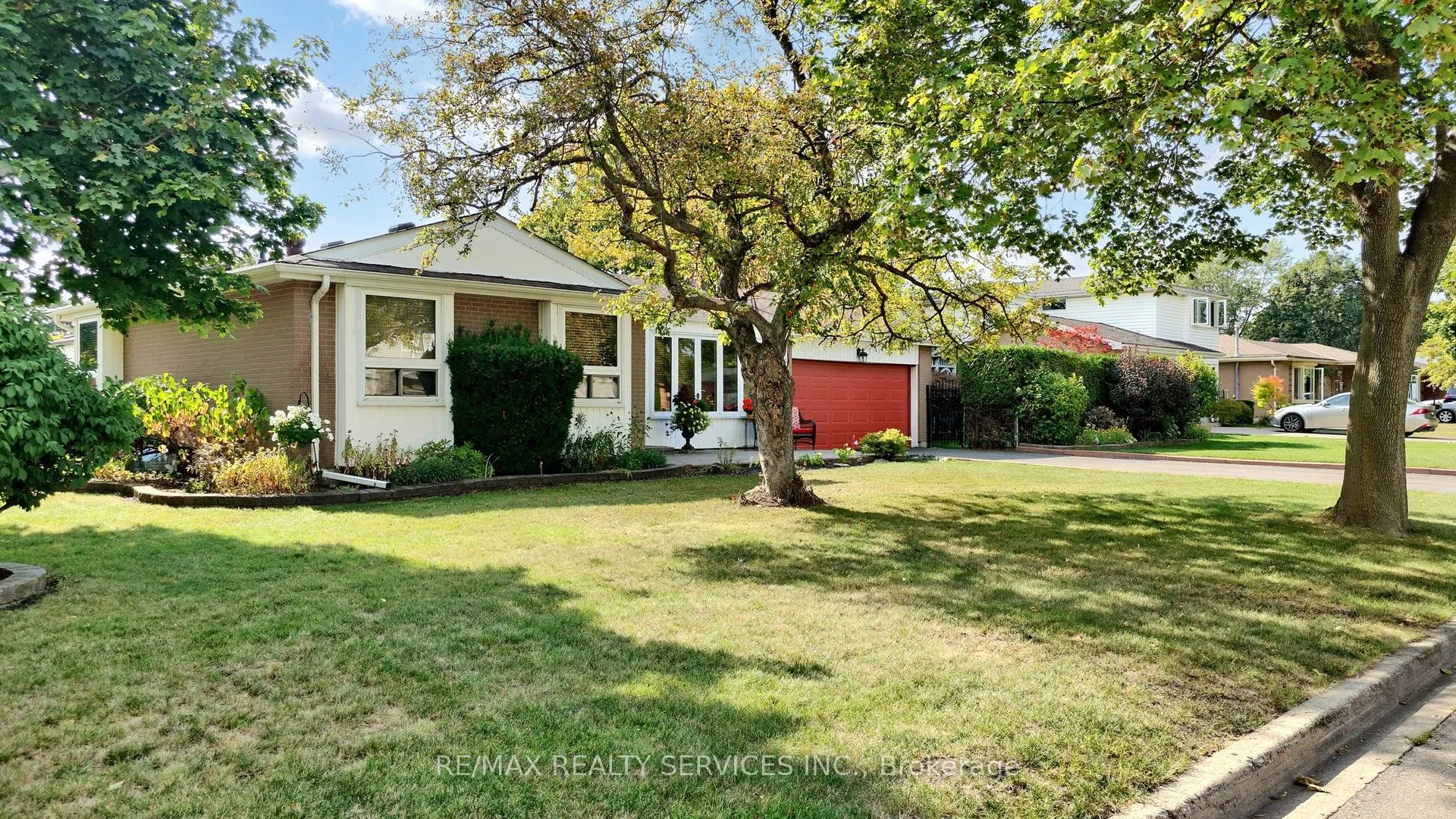 64 Glebe Crescent