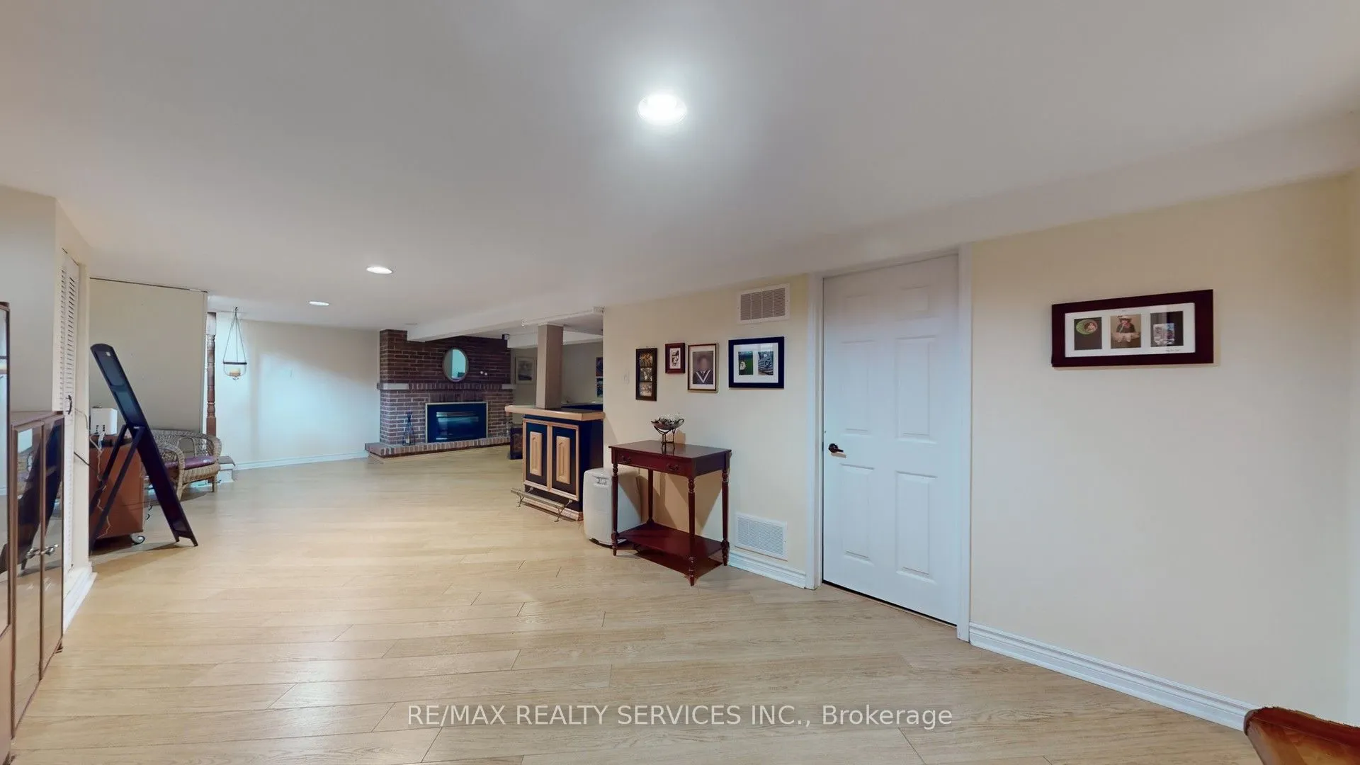 64 Glebe Crescent