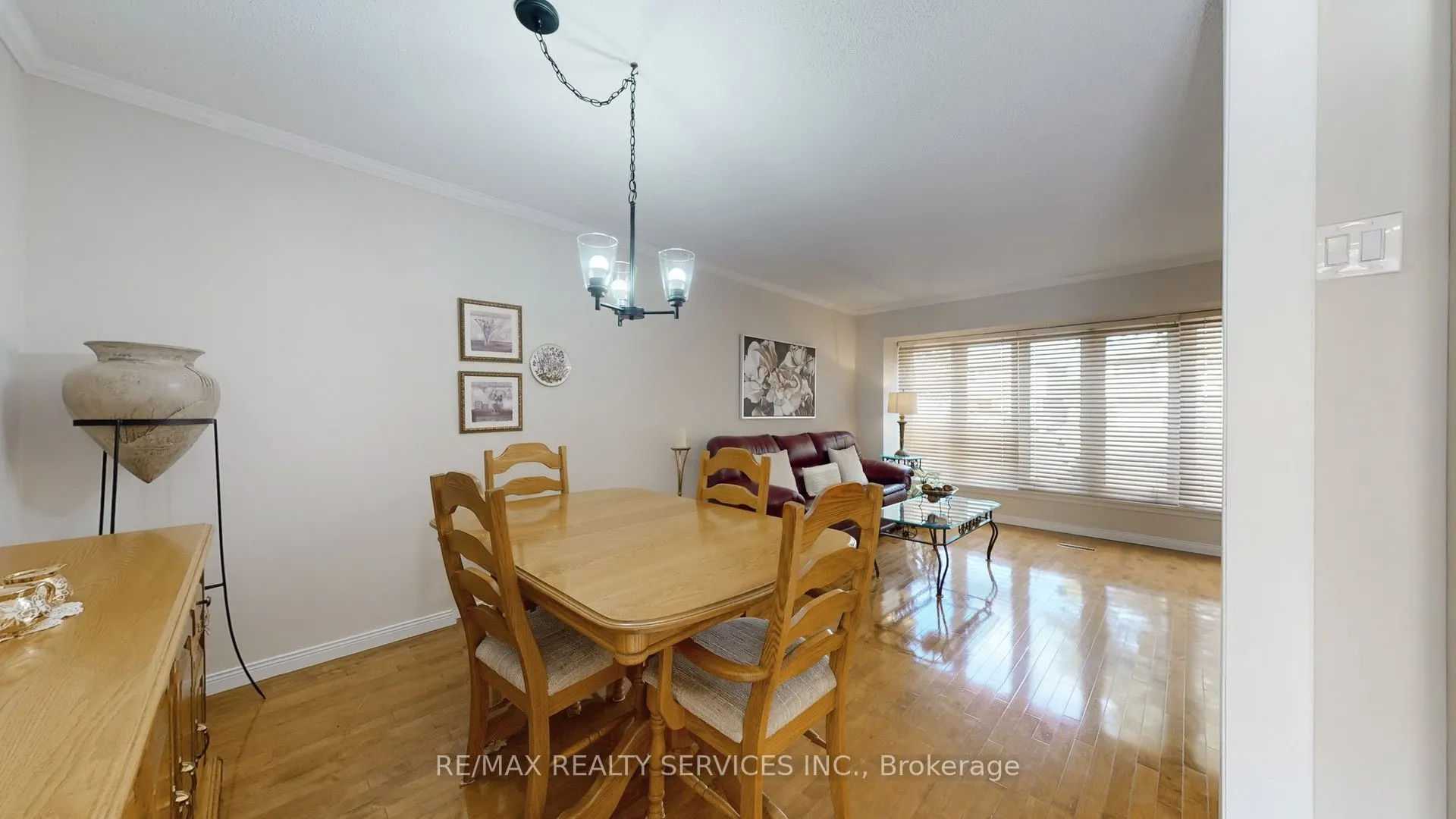 64 Glebe Crescent