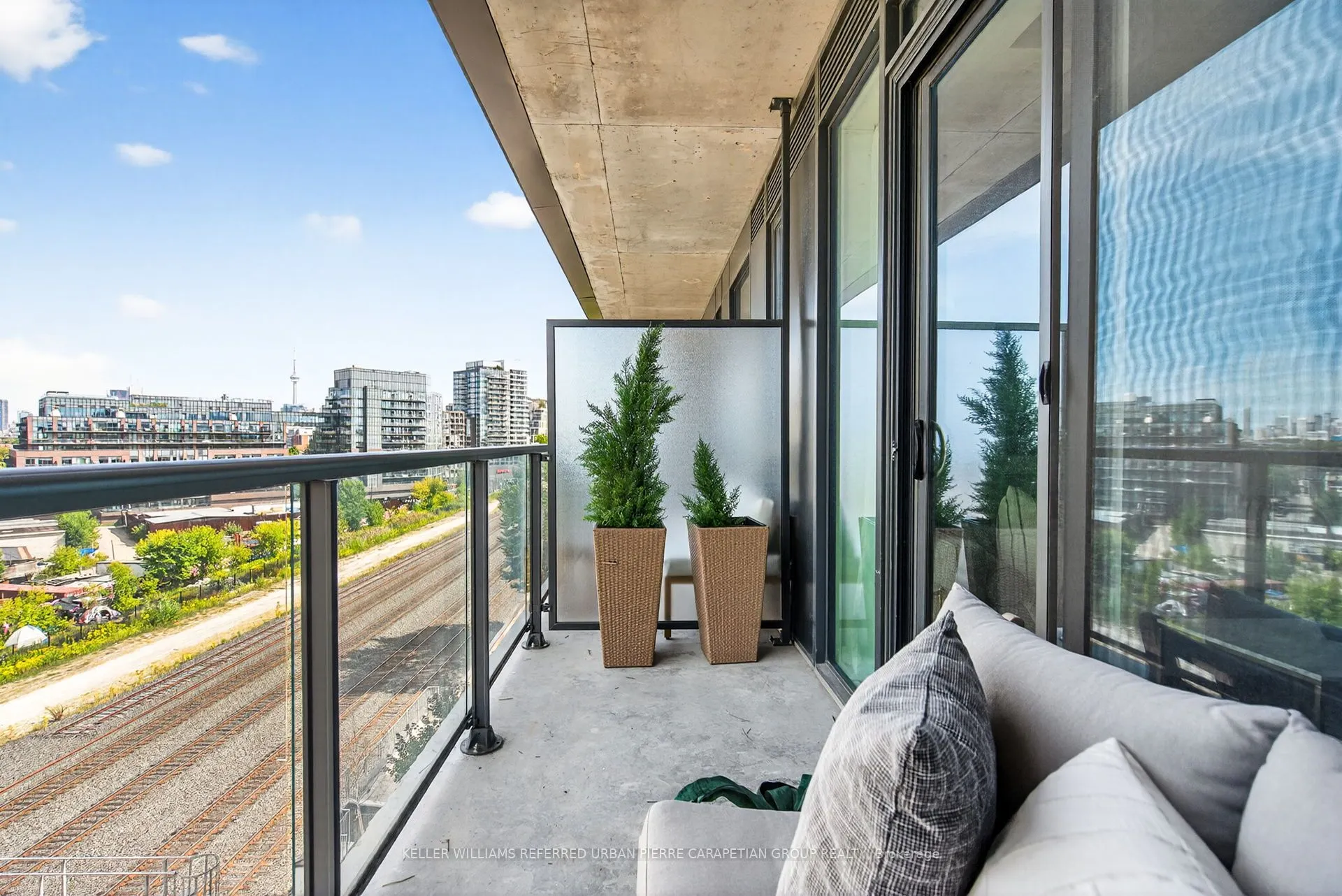 57 Brock Avenue, #702