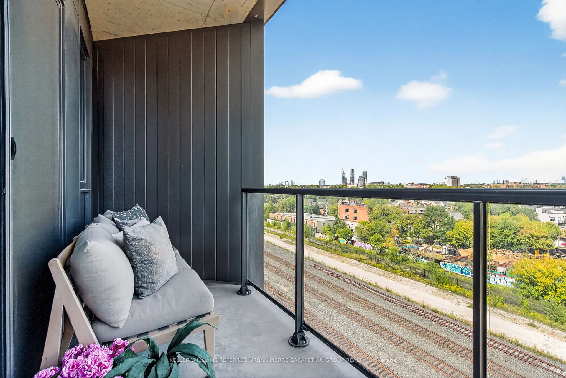57 Brock Avenue, #702